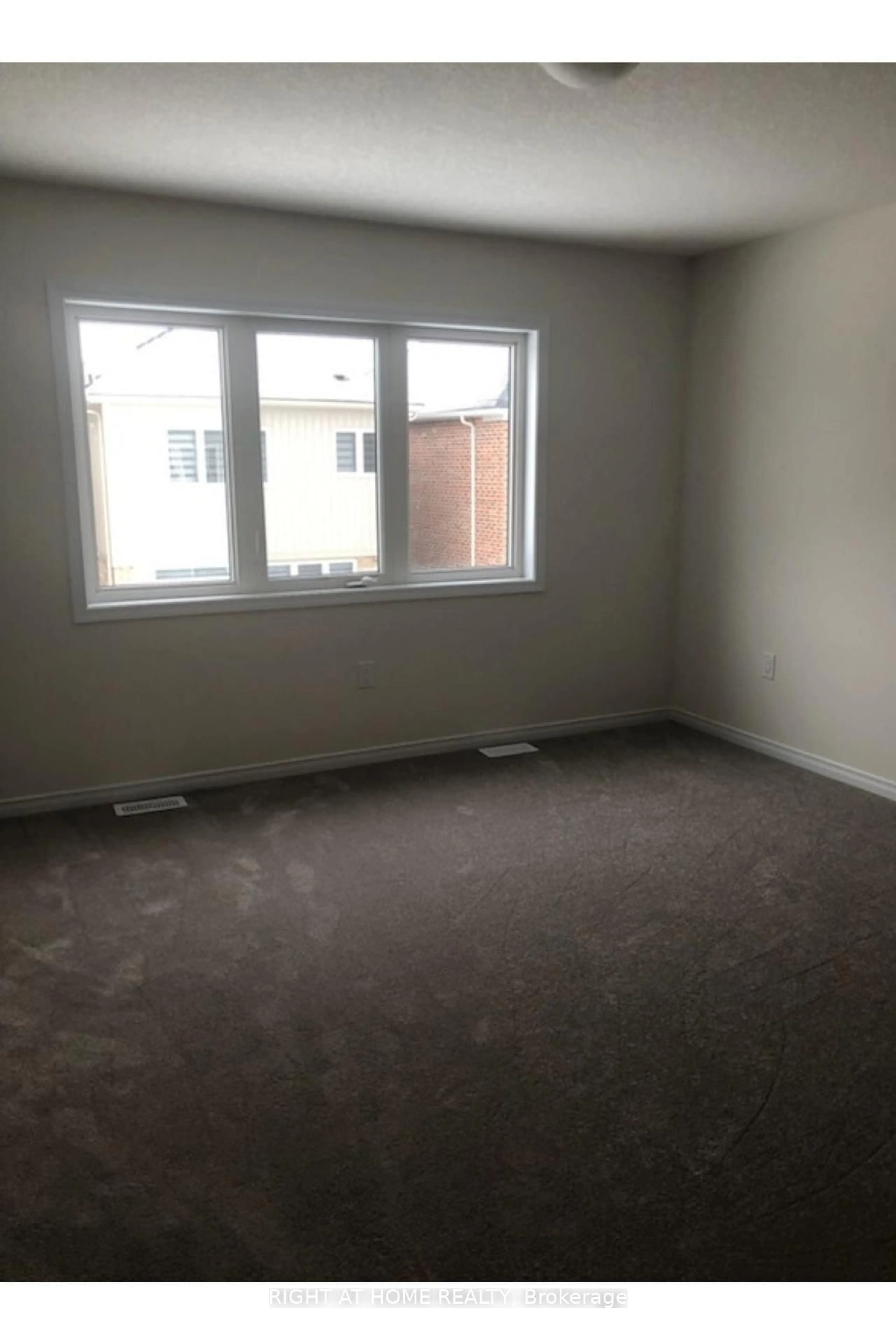 A pic of a room for 7807 Longhouse Lane, Niagara Falls Ontario L2H 3R7