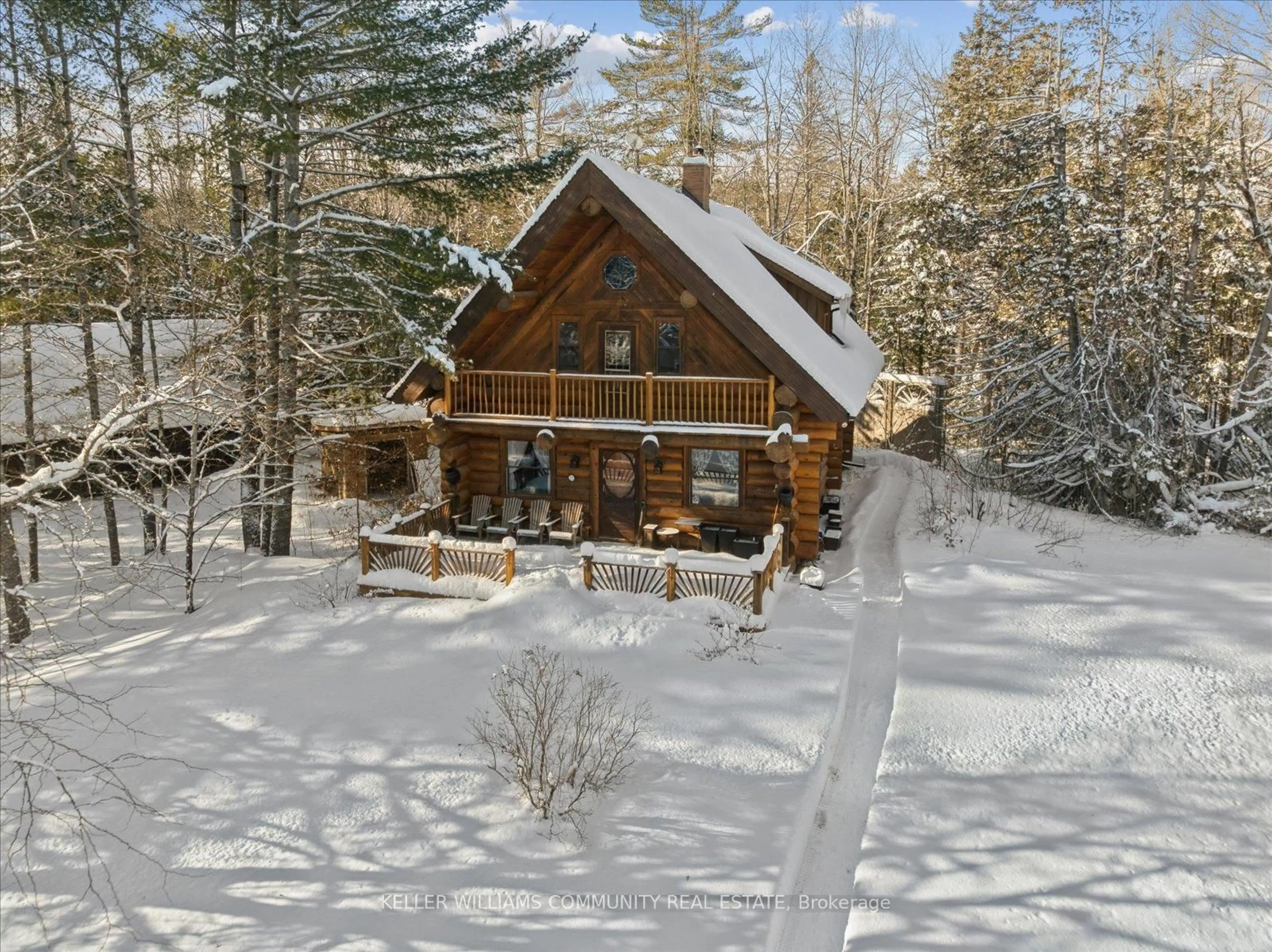 A pic from outside/outdoor area/front of a property/back of a property/a pic from drone, street for 197 Hillside Dr, Kawartha Lakes Ontario K0M 1C0