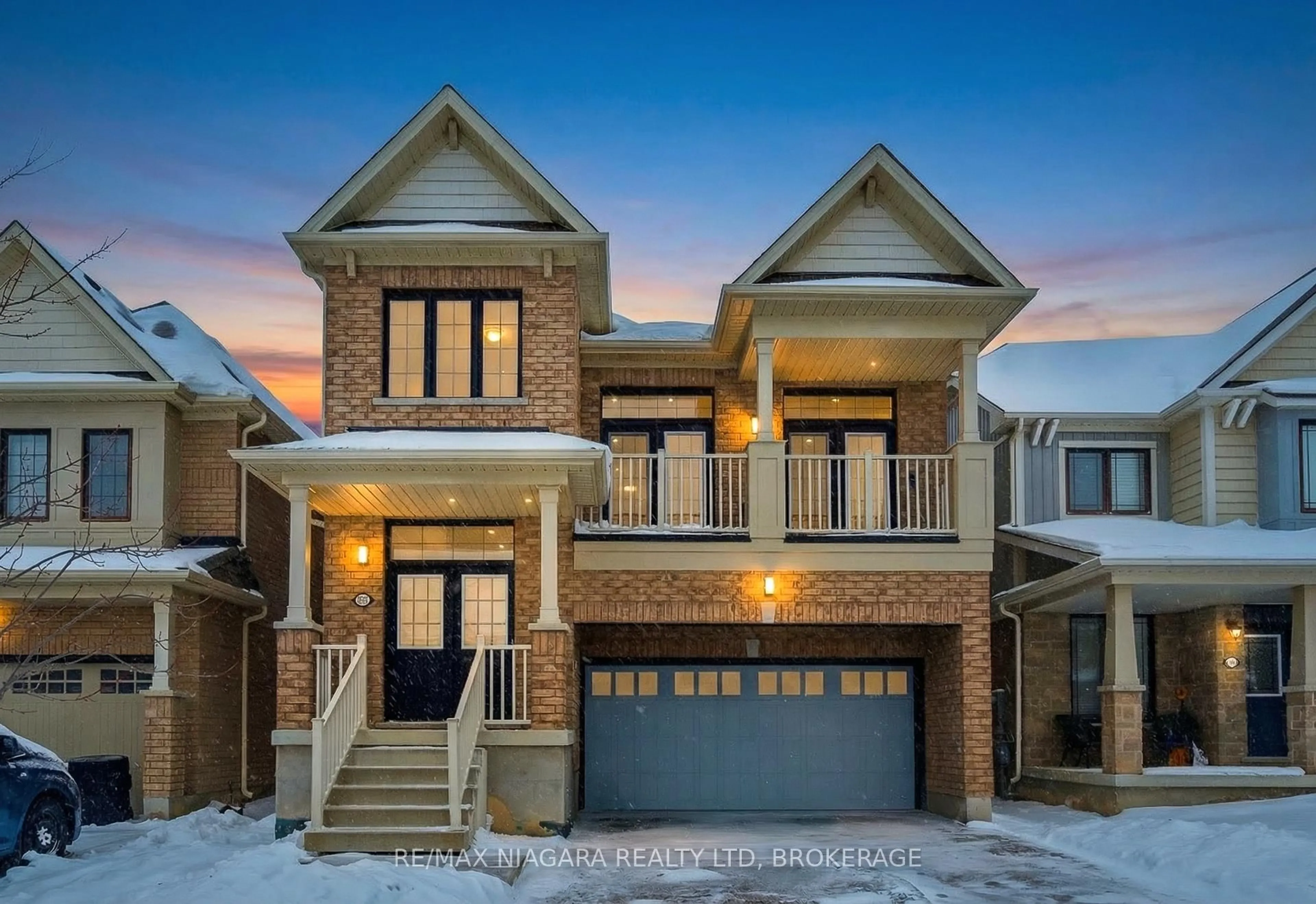 Home with brick exterior material, street for 8139 Buckeye Cres, Niagara Falls Ontario L2H 2Y6