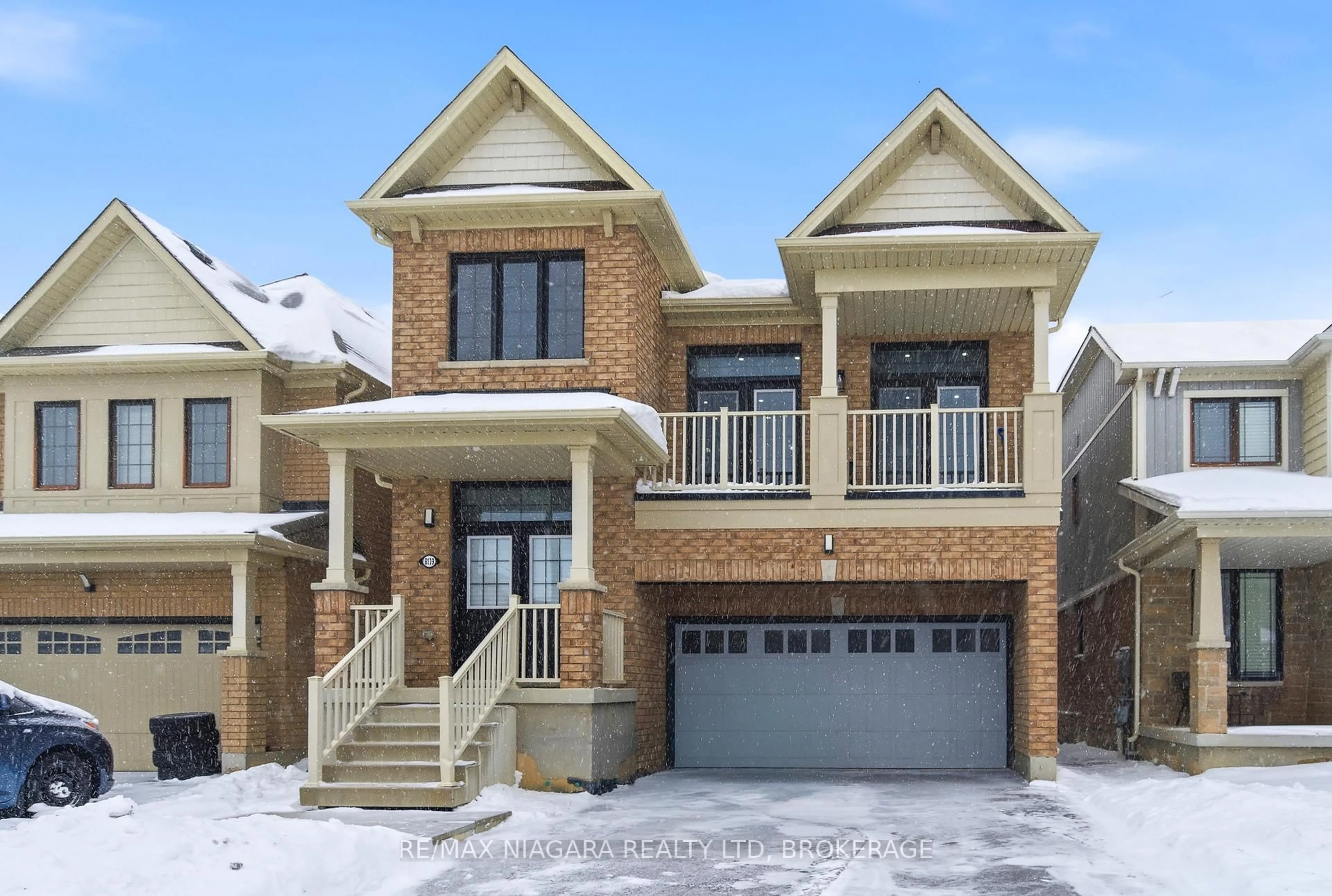 Home with brick exterior material, street for 8139 Buckeye Cres, Niagara Falls Ontario L2H 2Y6