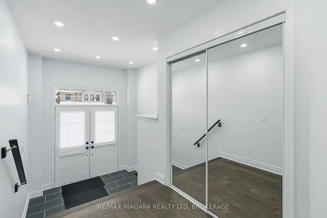 8139 Buckeye Cres, Niagara Falls 4