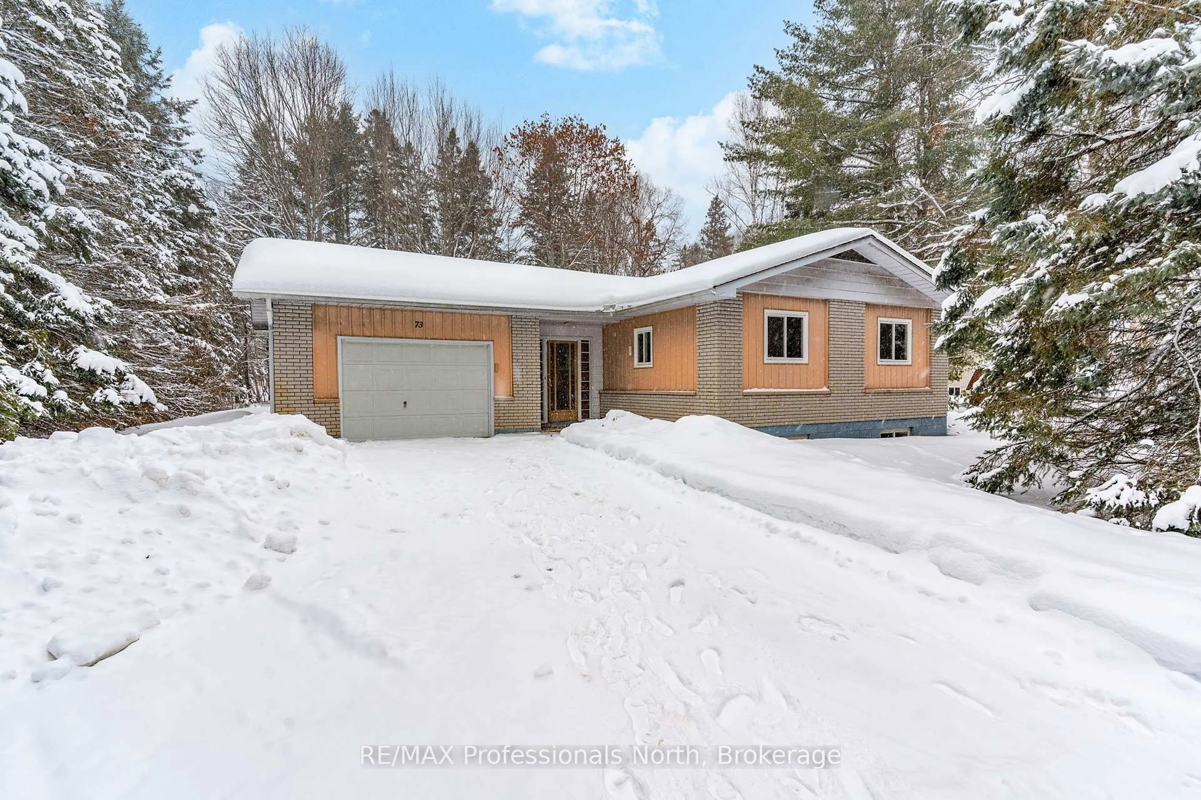 Unknown for 73 Invergordon Ave, Minden Hills Ontario K0M 2K0