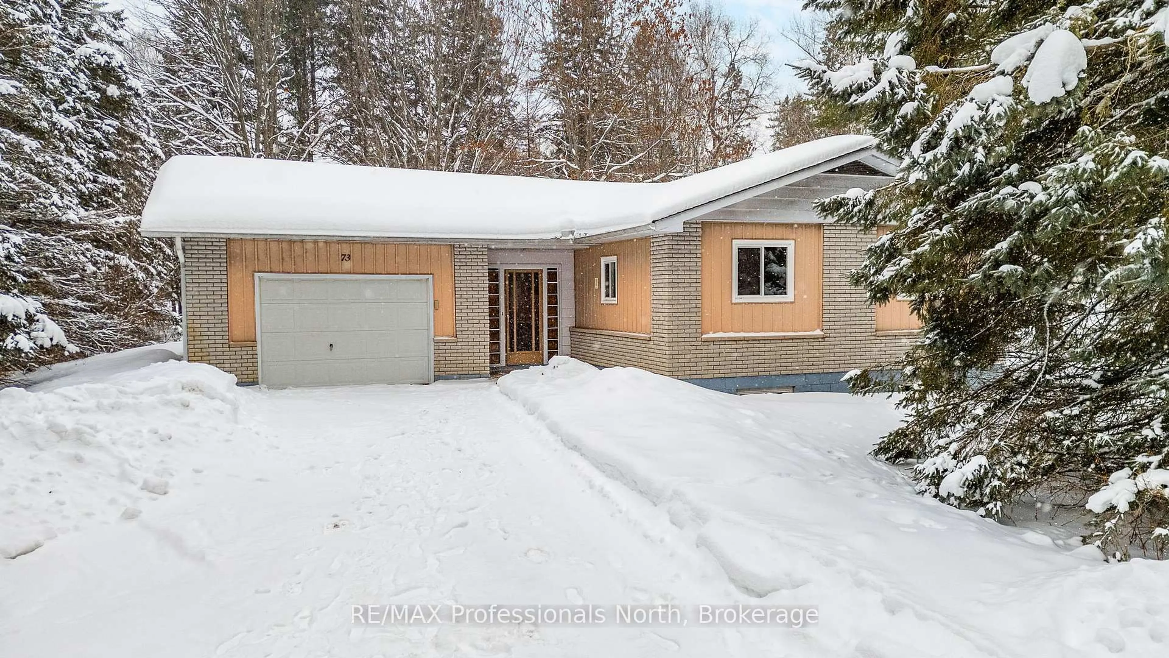 Unknown for 73 Invergordon Ave, Minden Hills Ontario K0M 2K0