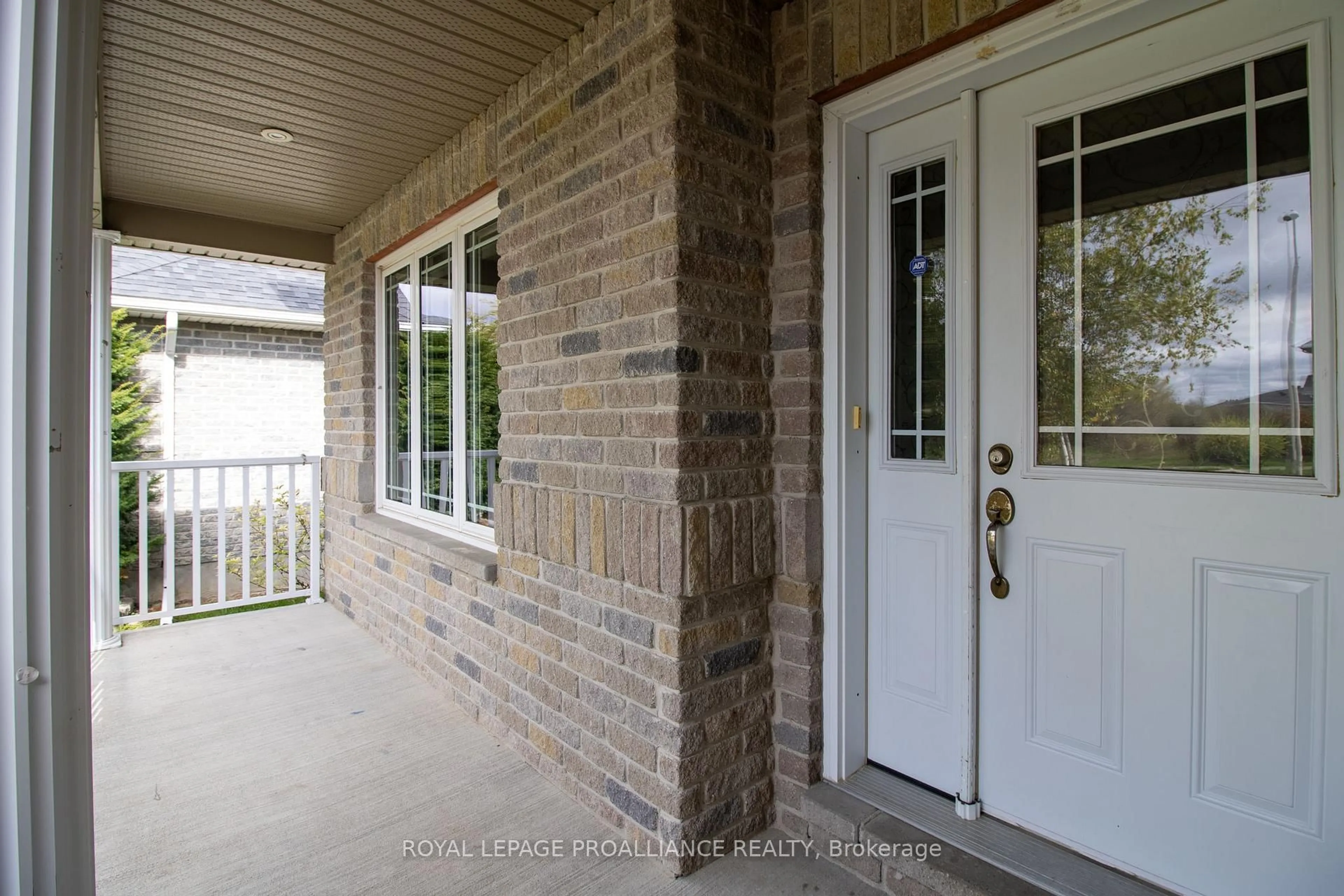 Unknown for 1009 Crestwood Dr, Brockville Ontario K6V 7N1