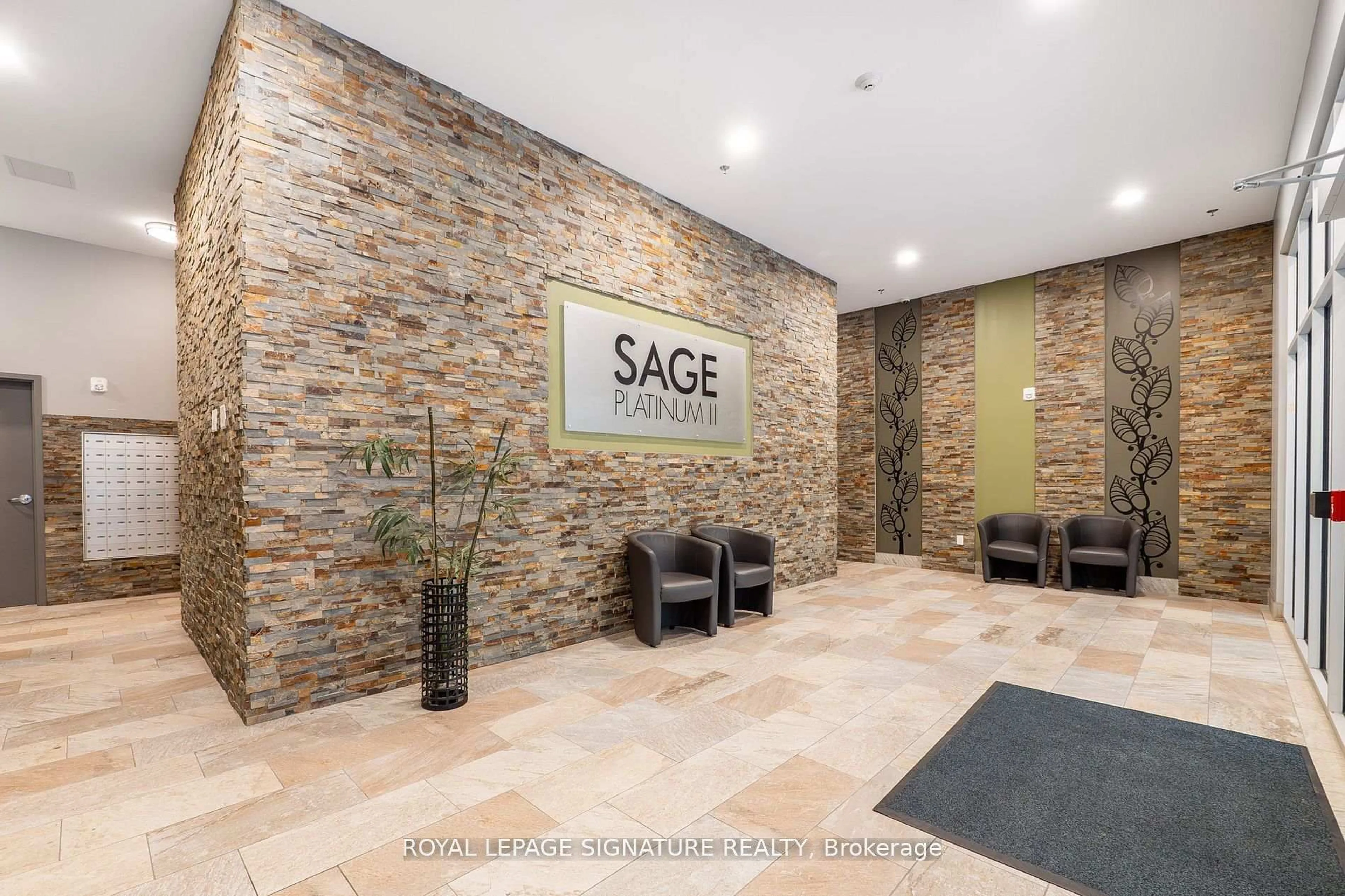 Indoor foyer for 308 Lester St #406, Waterloo Ontario N2L 0H9