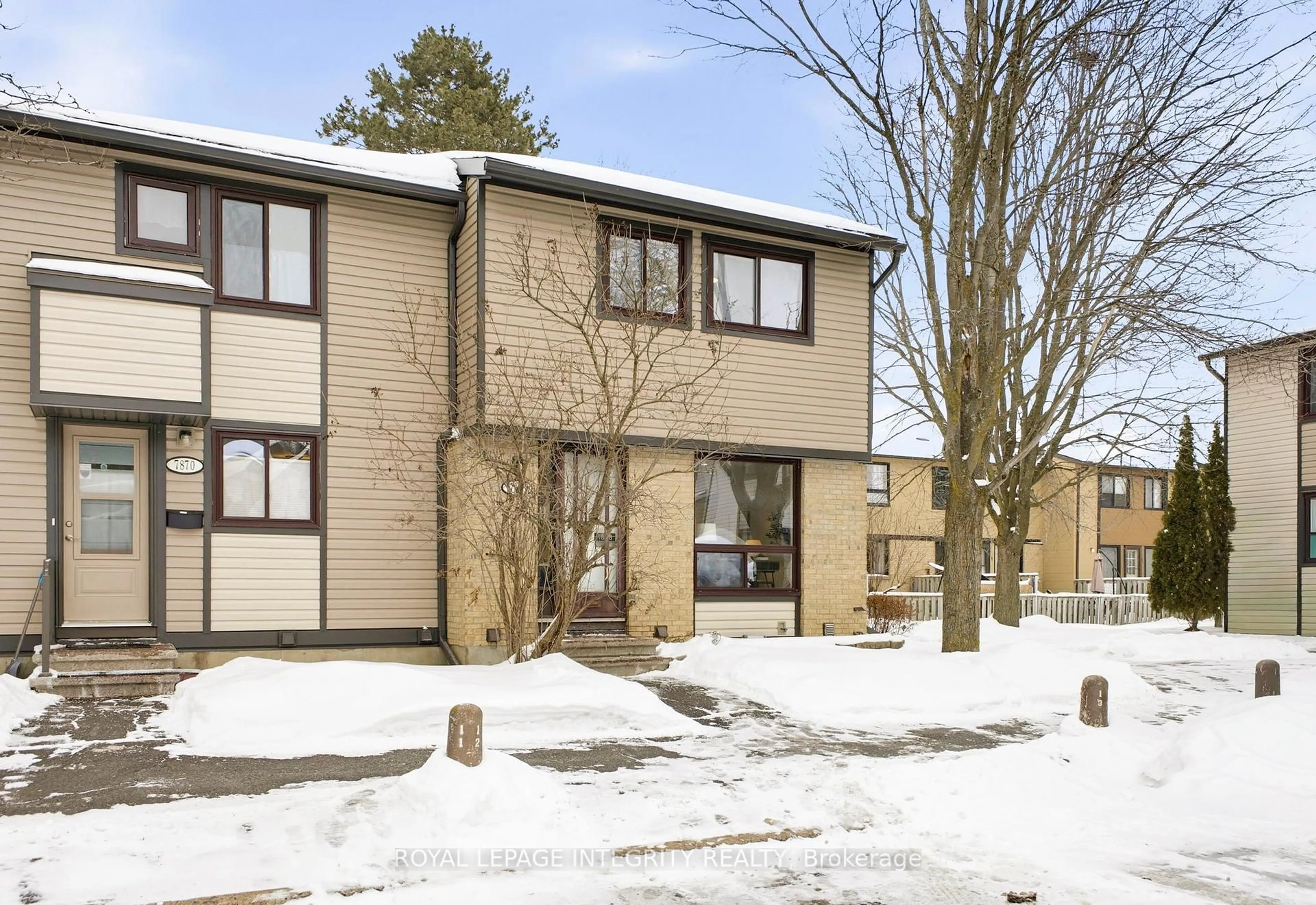 Unknown for 7868 Jeanne D'arc Blvd #6, Ottawa Ontario K1C 2E9