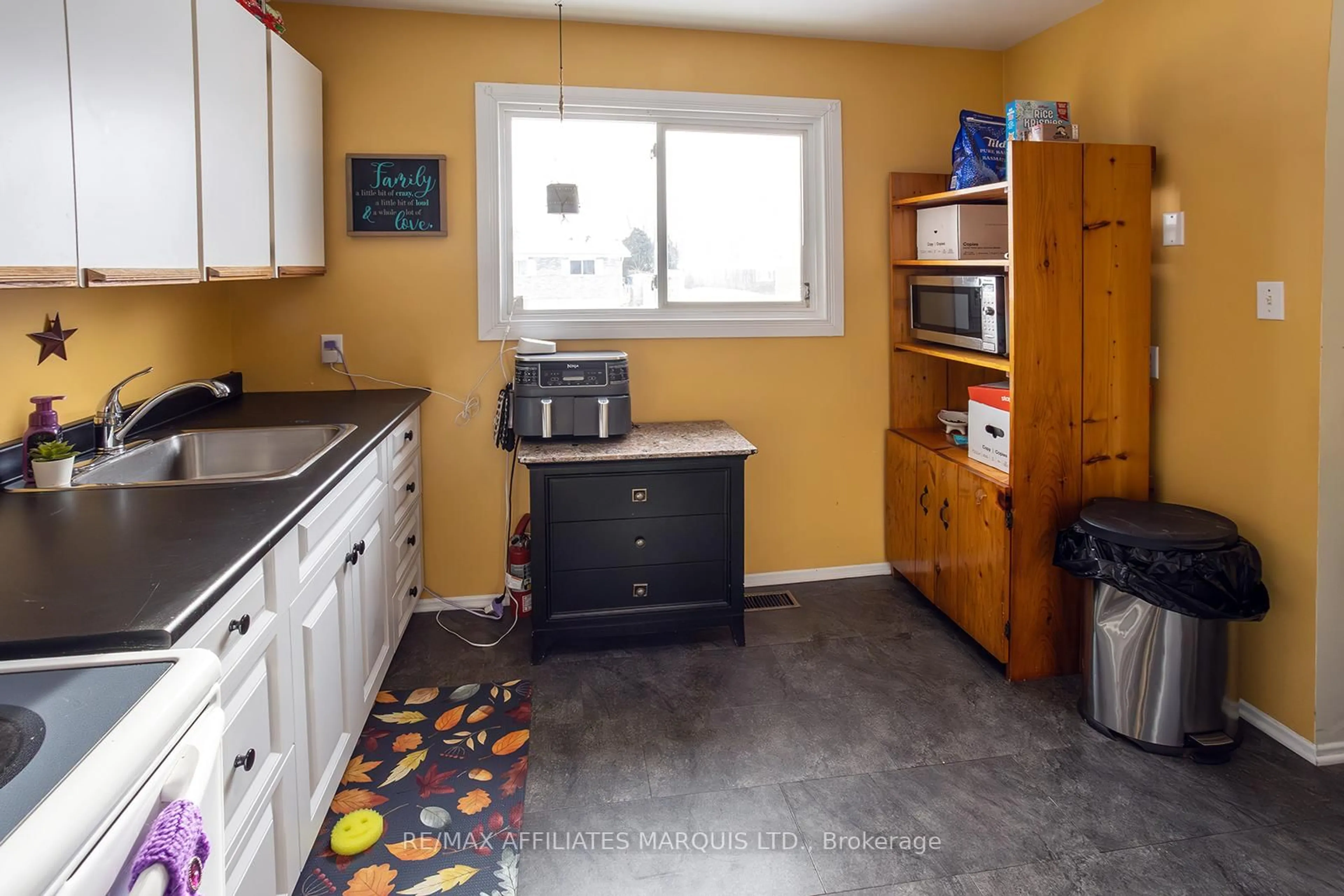 Standard kitchen, unknown for 52 Carraway Cres, South Dundas Ontario K0C 1X0