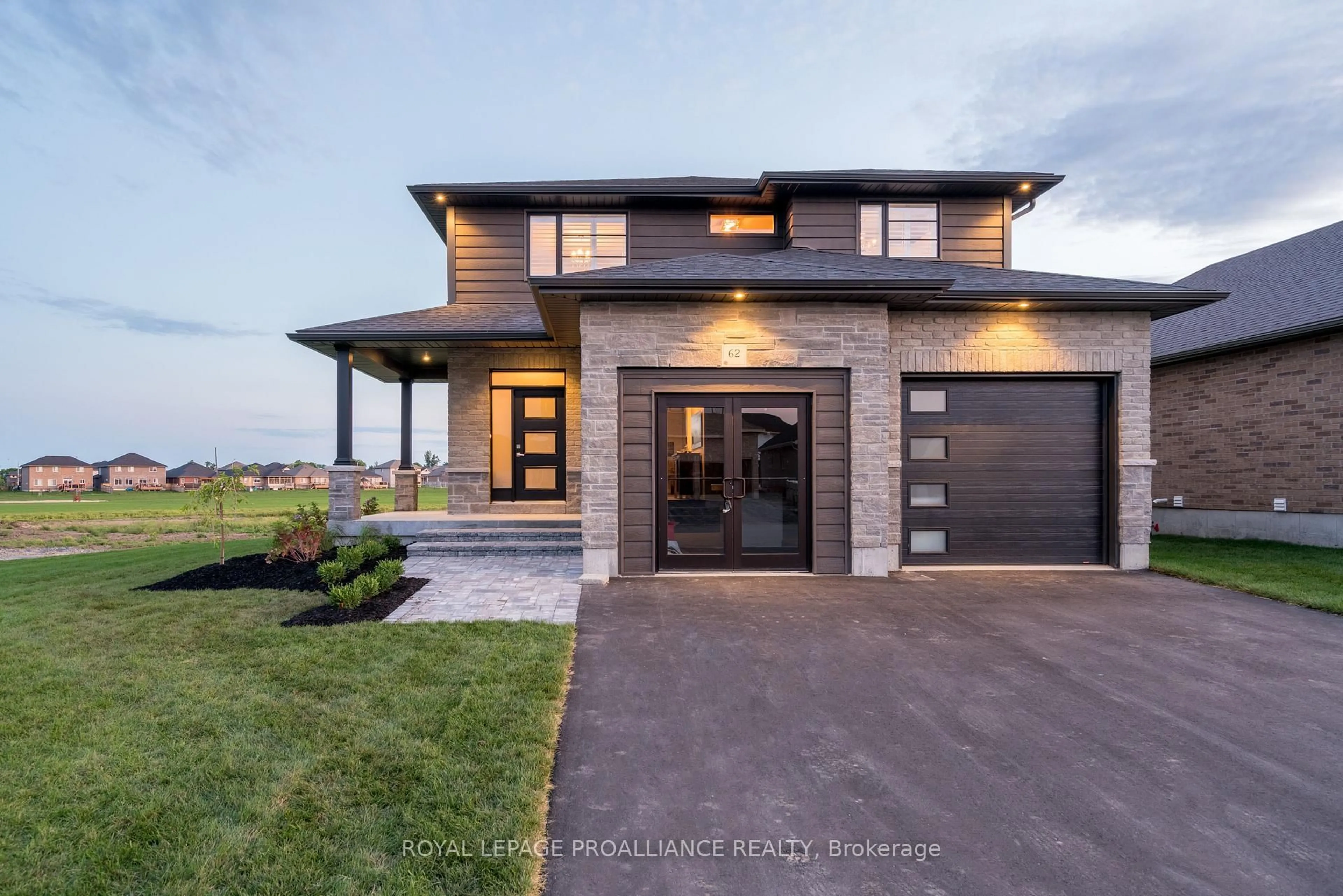 Home with brick exterior material, street for 62 HAMPTON RIDGE Dr, Belleville Ontario K8N 0E5