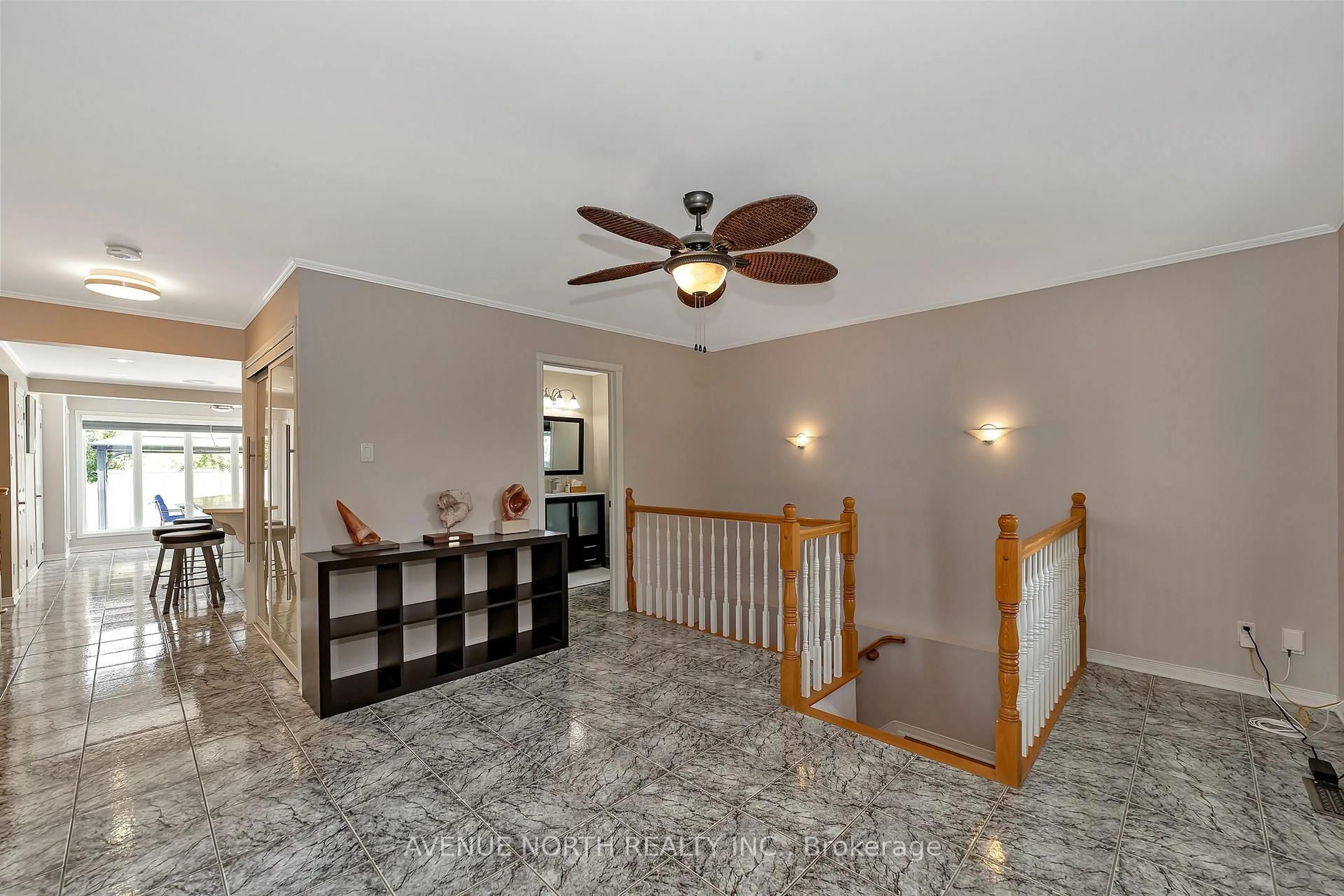 Unknown for 21 Pilon St, Russell Ontario K0A 1W0