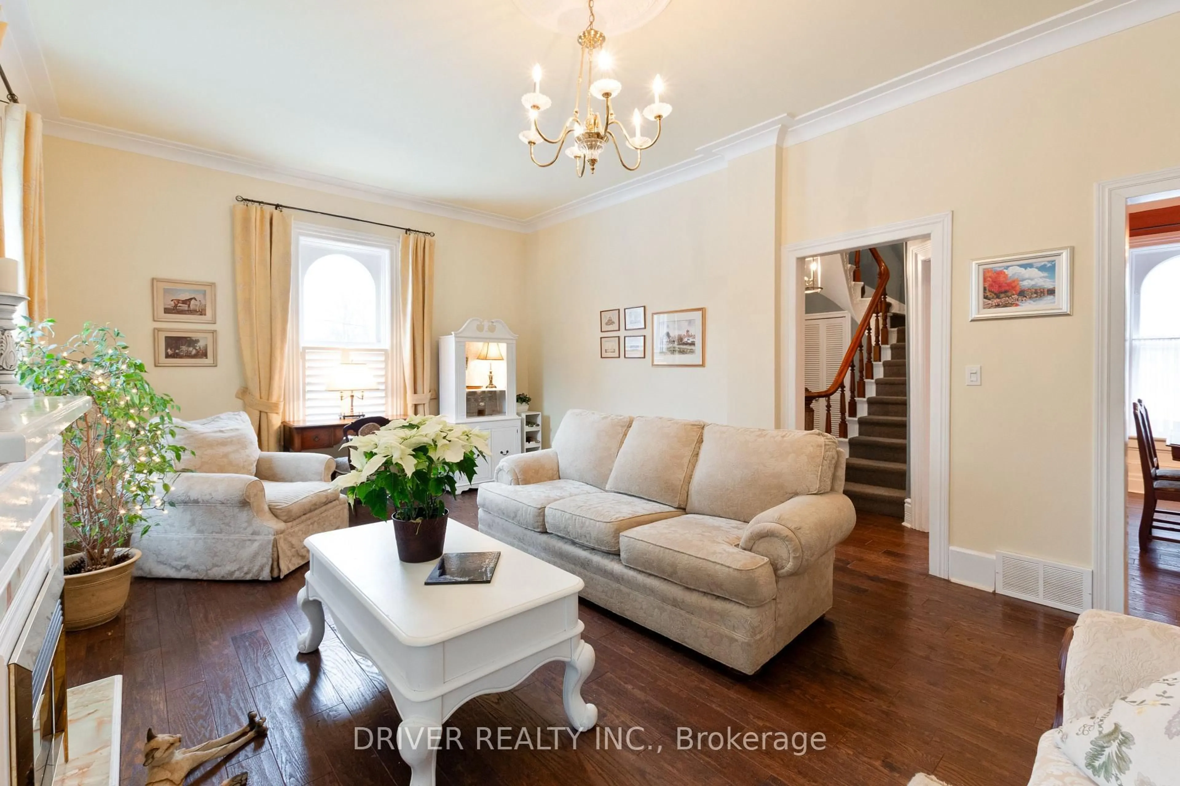 Living room with furniture, unknown for 12 South St, Aylmer Ontario N5H 1P6