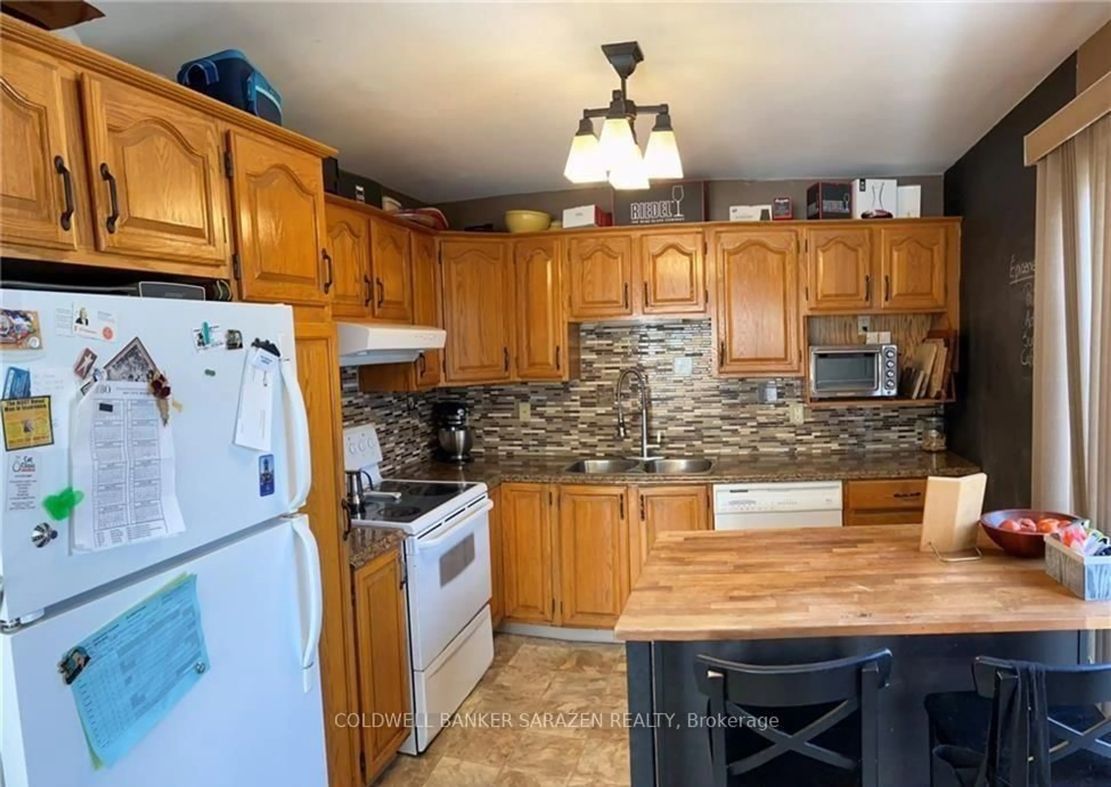 Standard kitchen, unknown for 455 Patrick St, Cornwall Ontario K6K 1L3