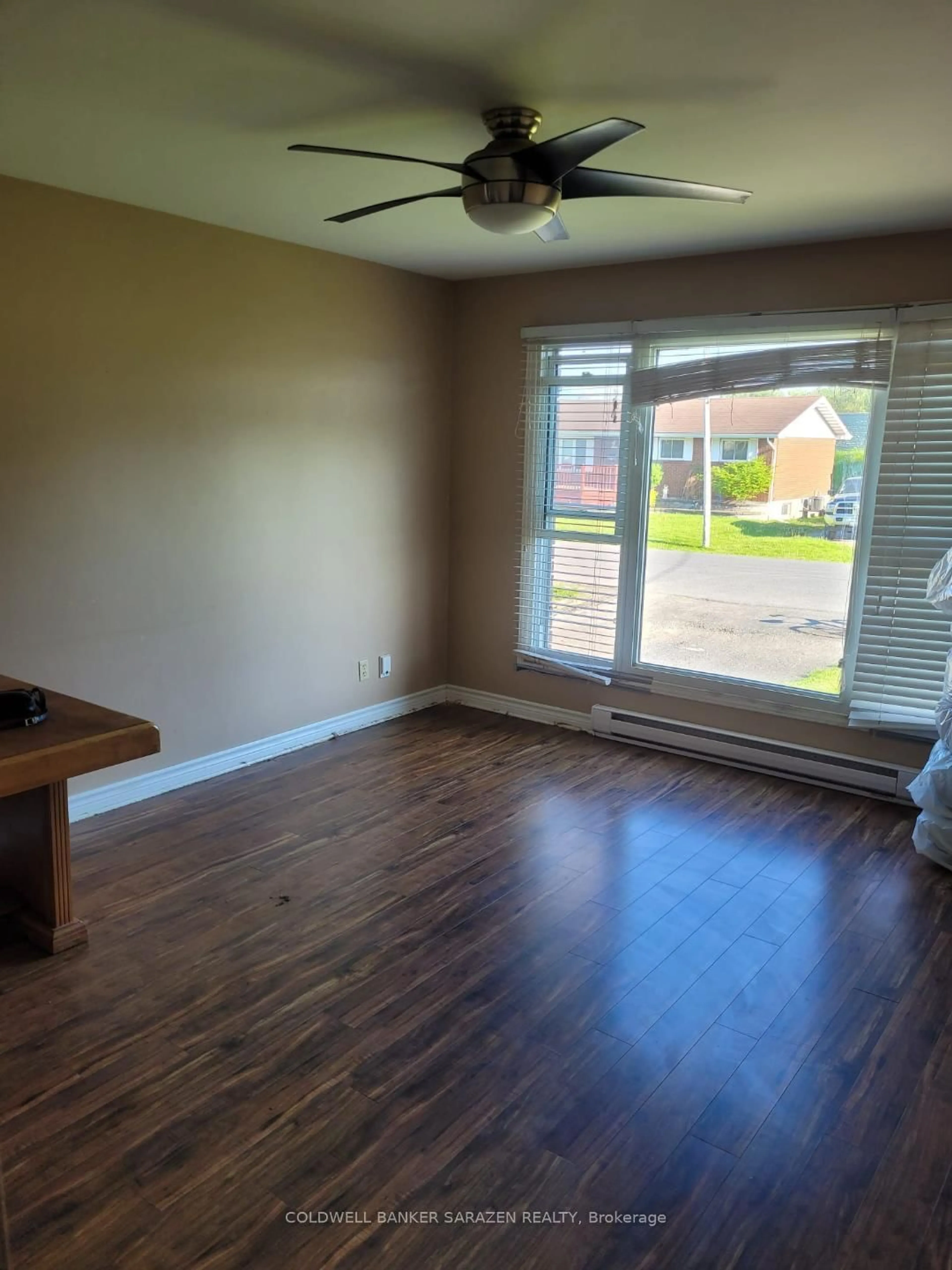 A pic of a room for 455 Patrick St, Cornwall Ontario K6K 1L3