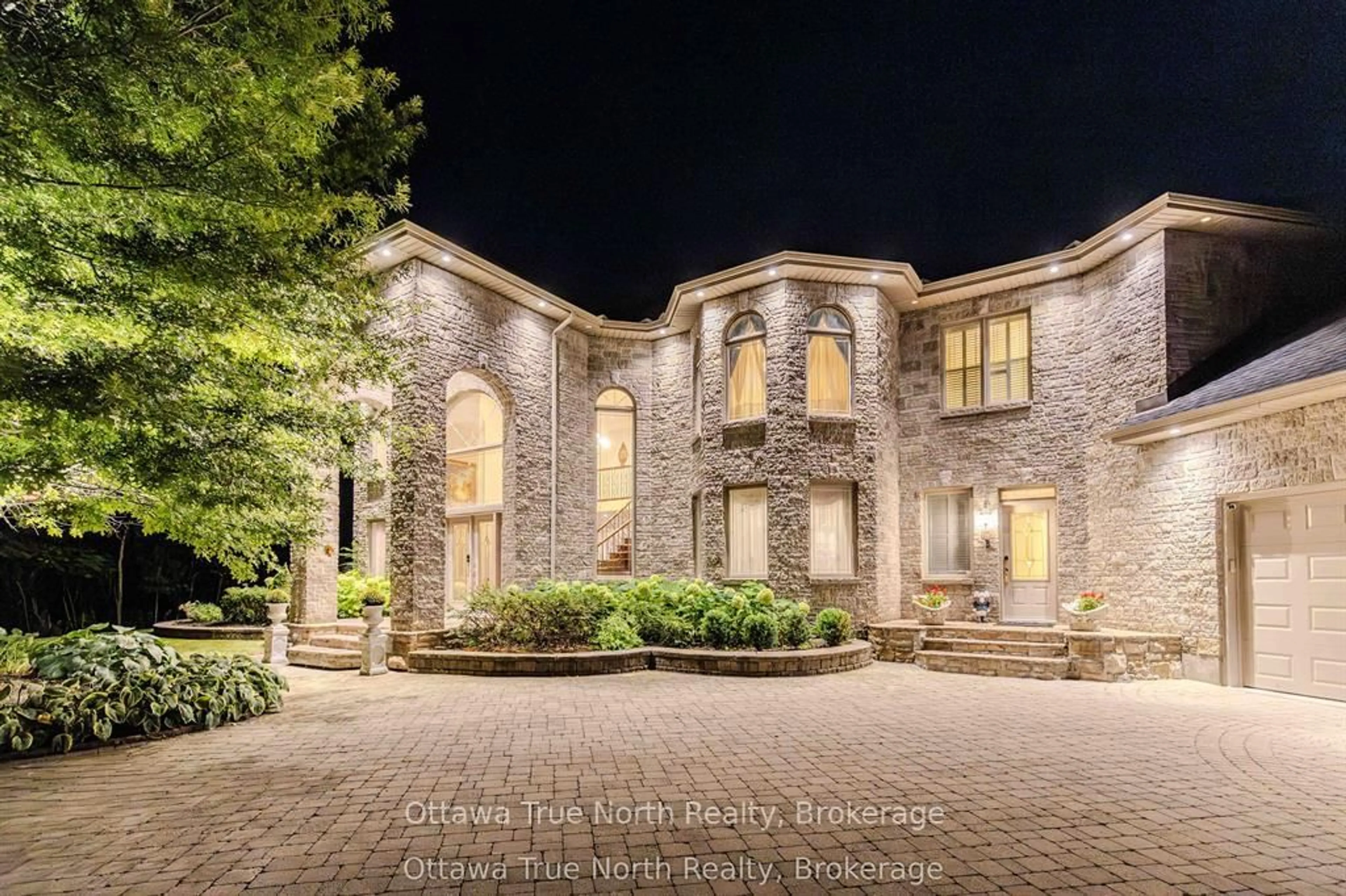 Home with brick exterior material, street for 5884 Earlscourt Cres, Ottawa Ontario K4M 1K2