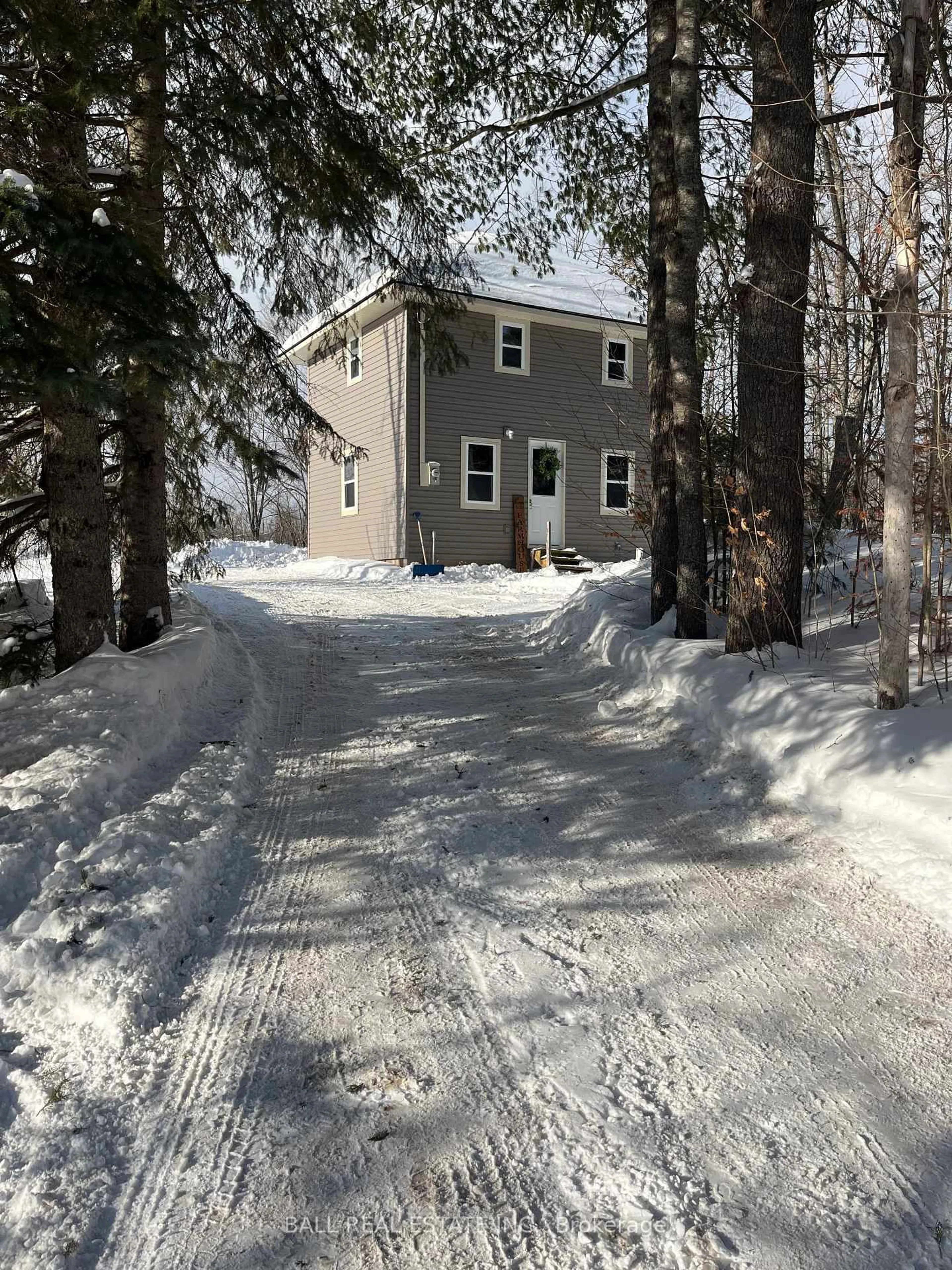 A pic from outside/outdoor area/front of a property/back of a property/a pic from drone, street for 216 Lasswade Rd, North Kawartha Ontario K0L 1A0