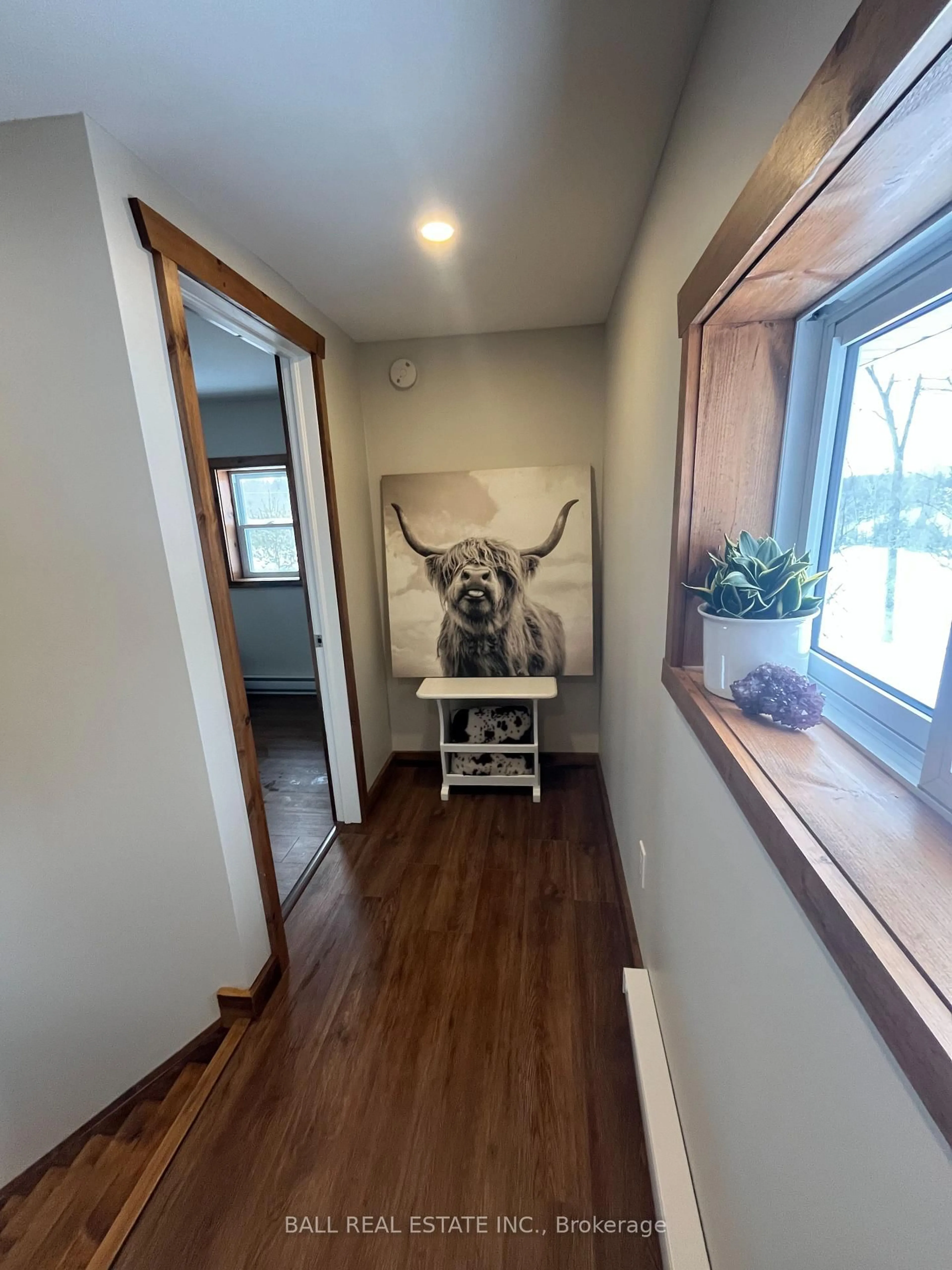 Indoor entryway for 216 Lasswade Rd, North Kawartha Ontario K0L 1A0