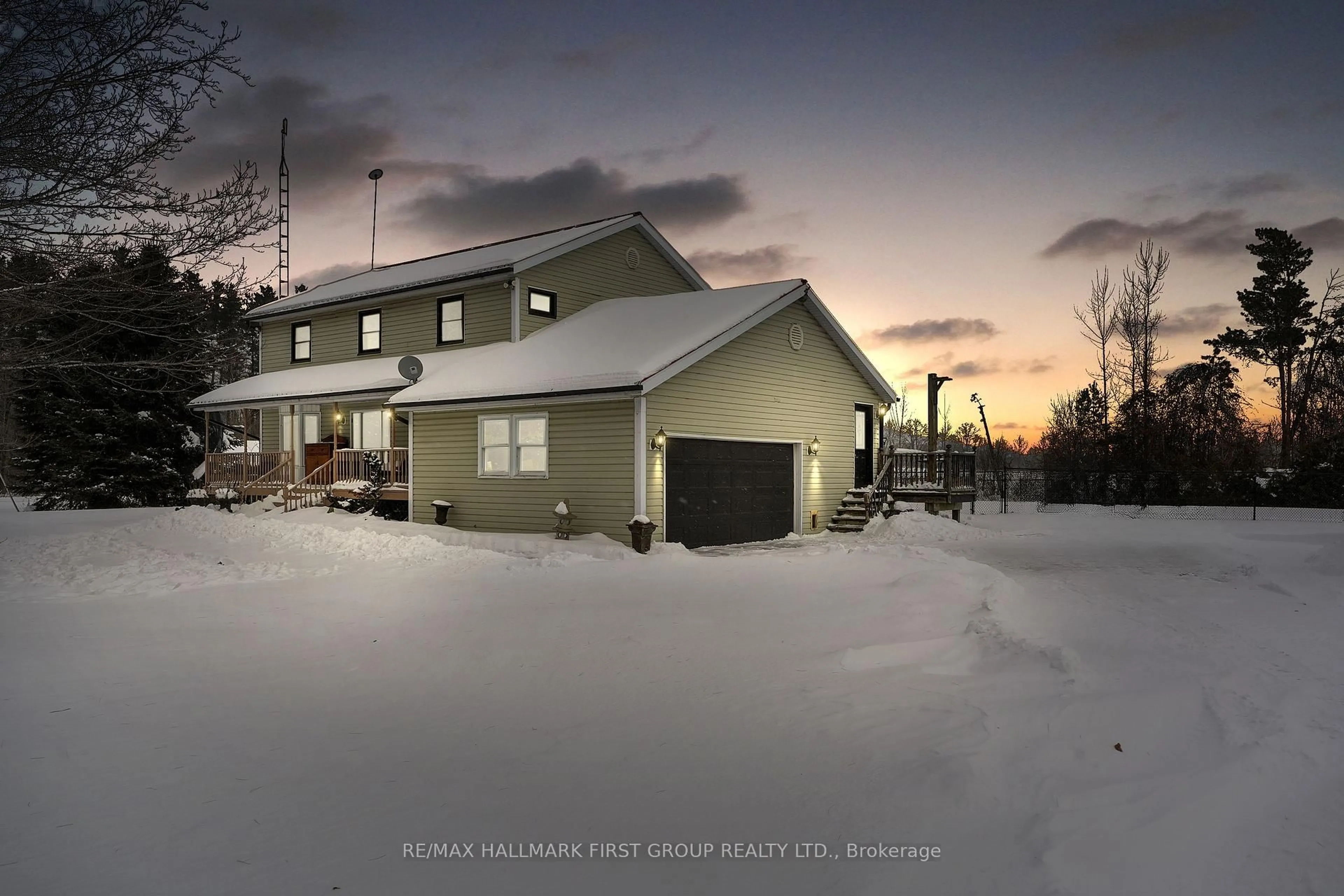 A pic from outside/outdoor area/front of a property/back of a property/a pic from drone, street for 325 Trottman Rd, Cramahe Ontario K0K 1S0