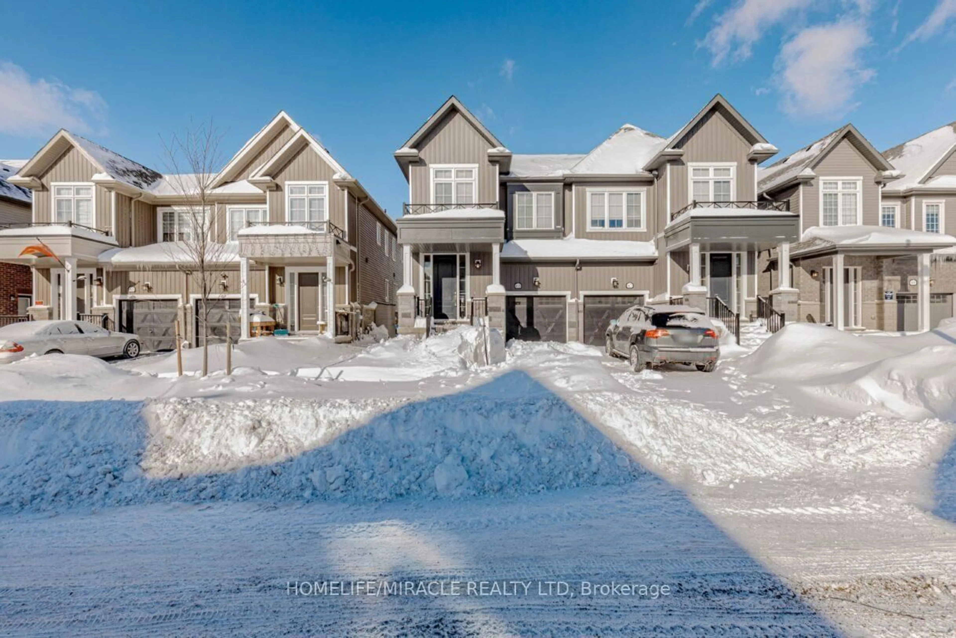 A pic from outside/outdoor area/front of a property/back of a property/a pic from drone, street for 65 Conboy Dr, Erin Ontario N0B 1T0