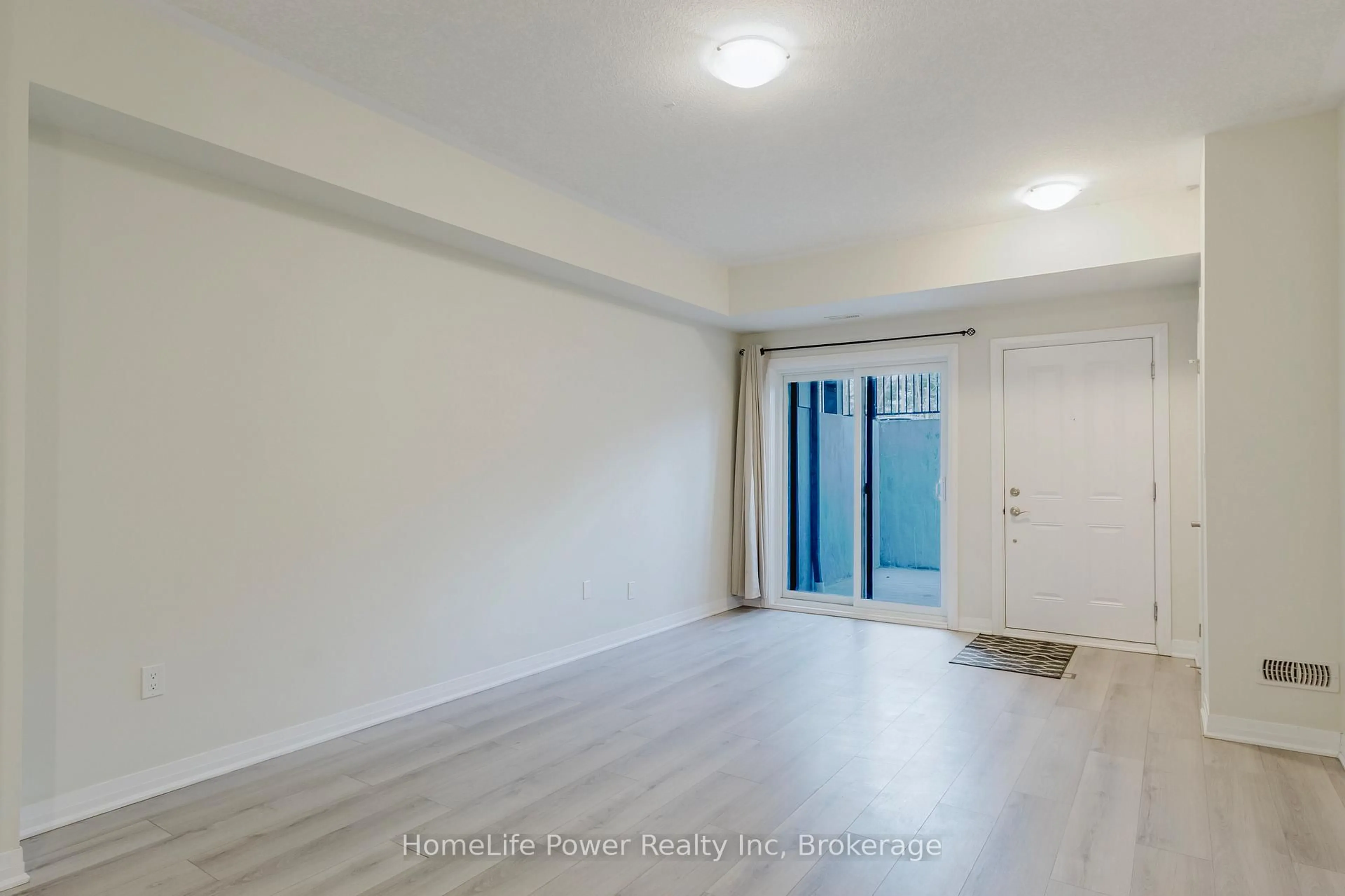 A pic of a room for 25 ISHERWOOD Ave, Cambridge Ontario N1R 0E2