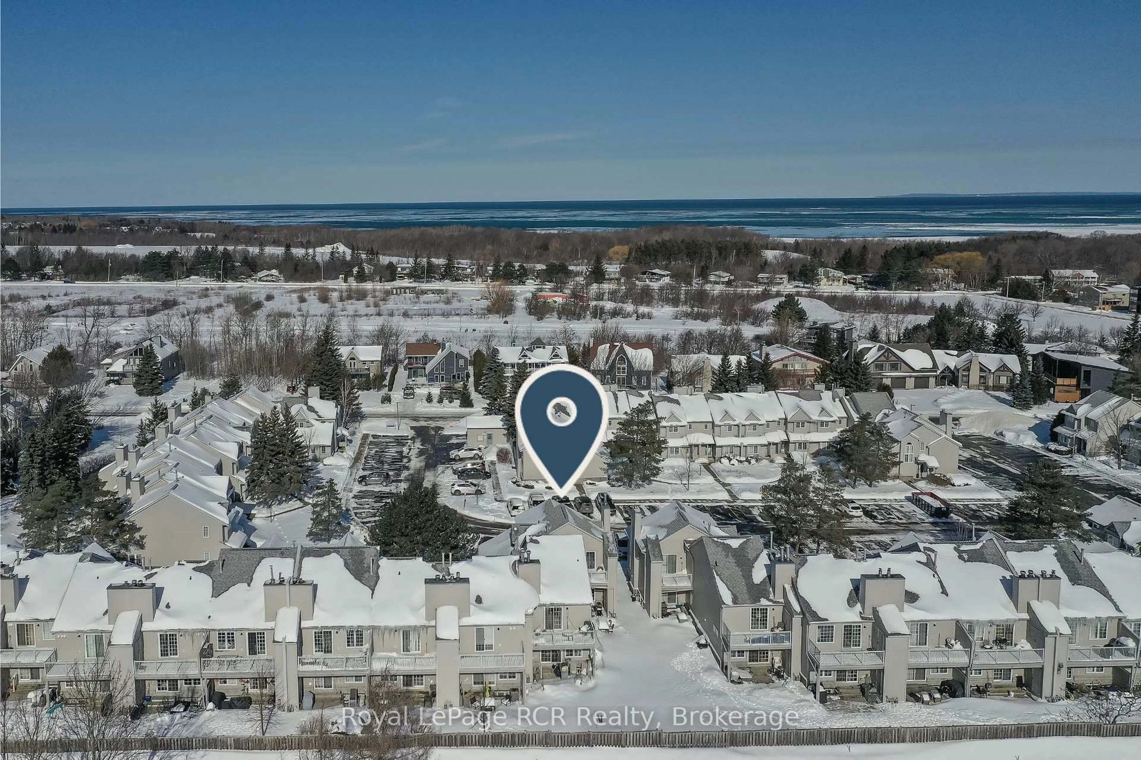 A pic from outside/outdoor area/front of a property/back of a property/a pic from drone, water/lake/river/ocean view for 162 Settlers Way #22, Blue Mountains Ontario L9Y 0M4