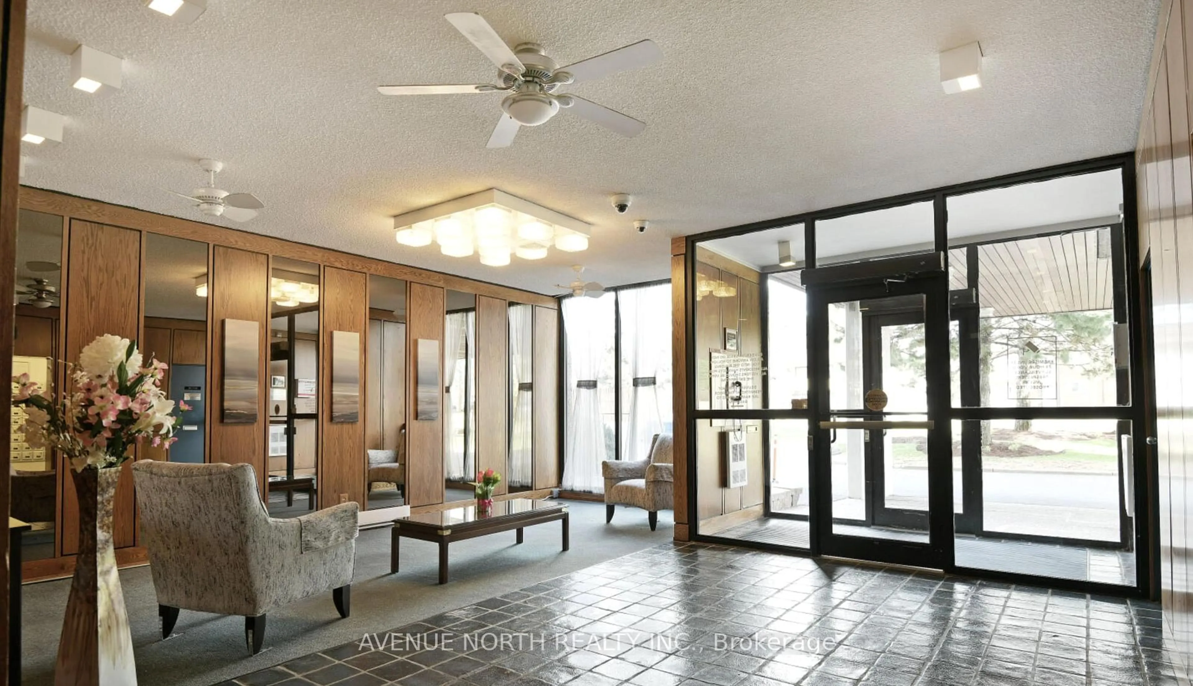 Lobby for 1285 Cahill Dr #503, Ottawa Ontario K1V 9A7