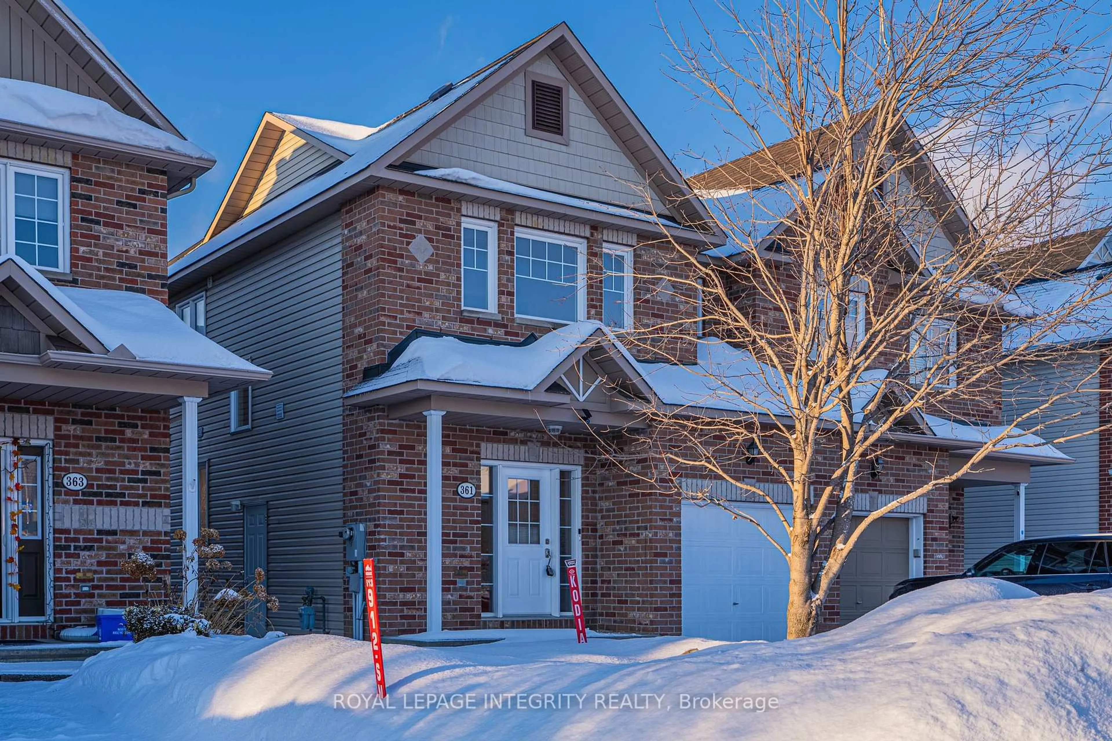 Home with brick exterior material, street for 361 Celtic Ridge Cres, Ottawa Ontario K2W 0B6