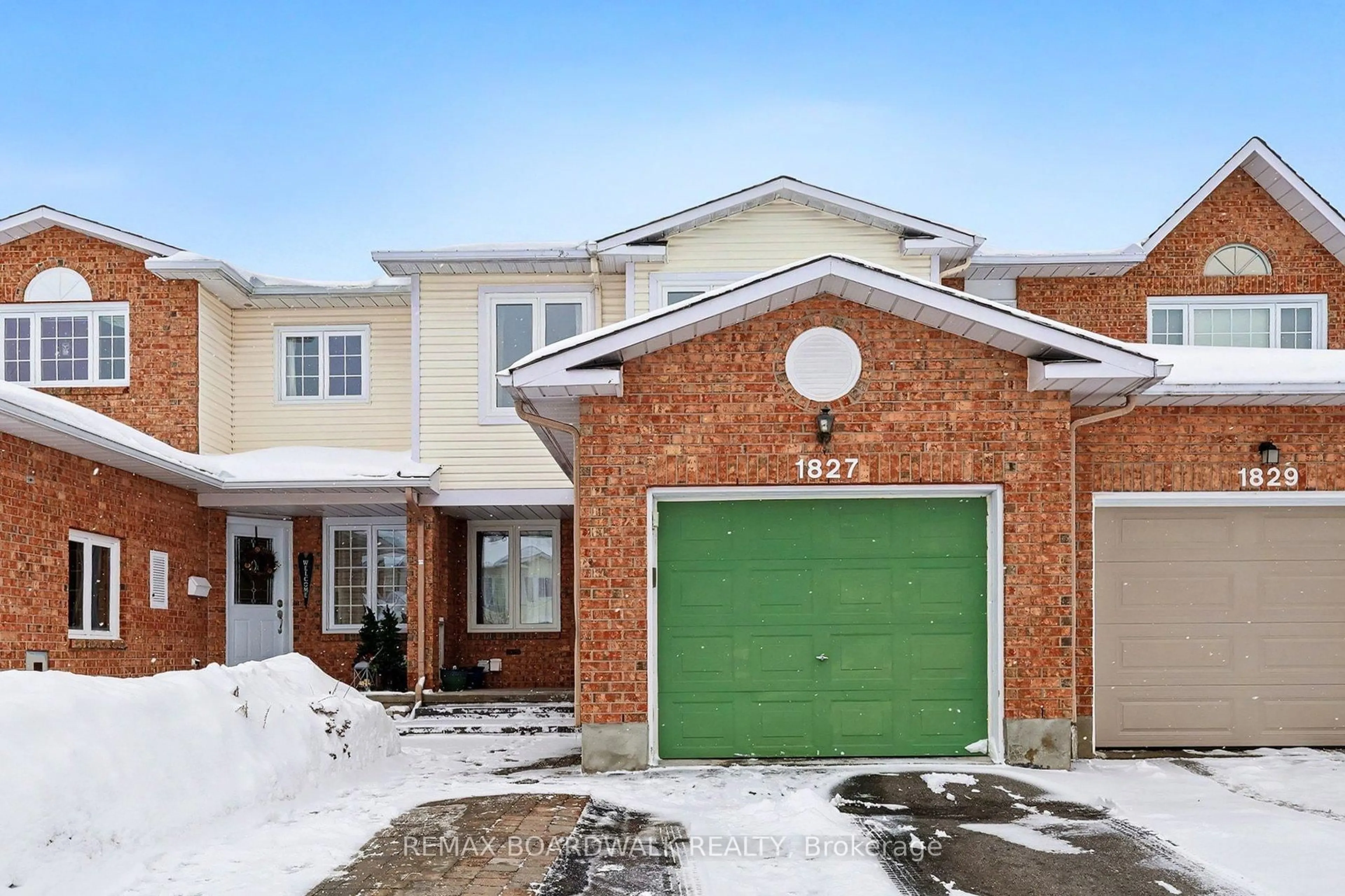 Home with brick exterior material, street for 1827 HIALEAH Dr, Orleans Ontario K4A 3S8