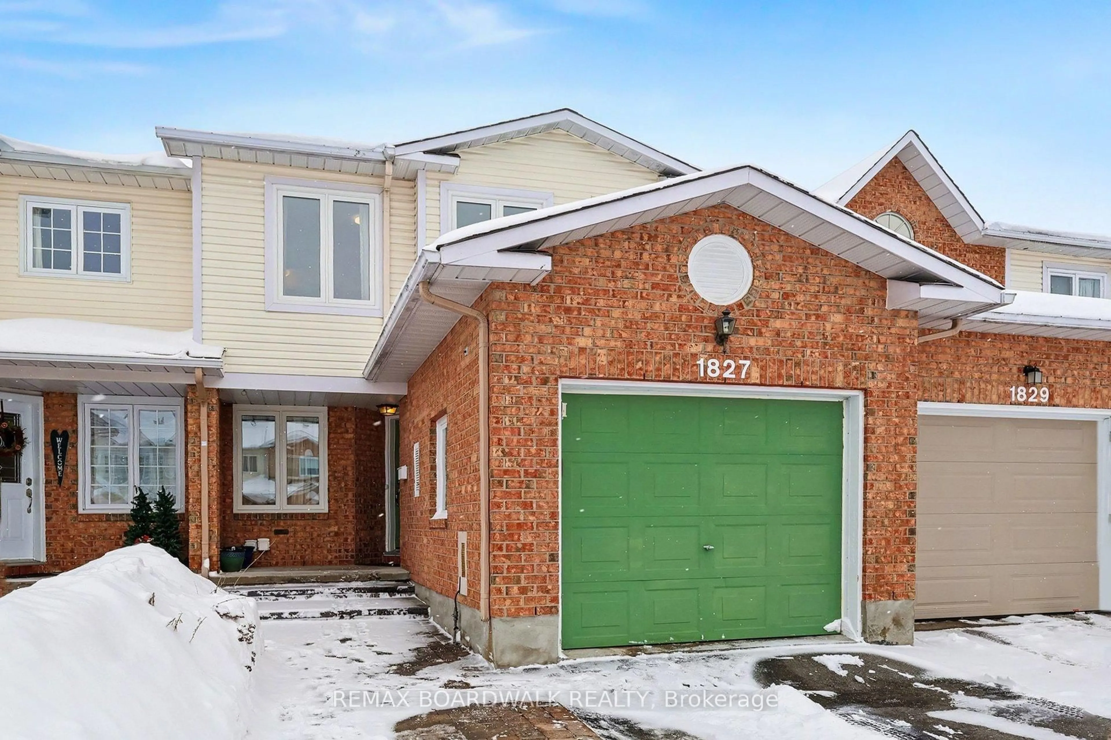 Home with brick exterior material, street for 1827 HIALEAH Dr, Orleans Ontario K4A 3S8