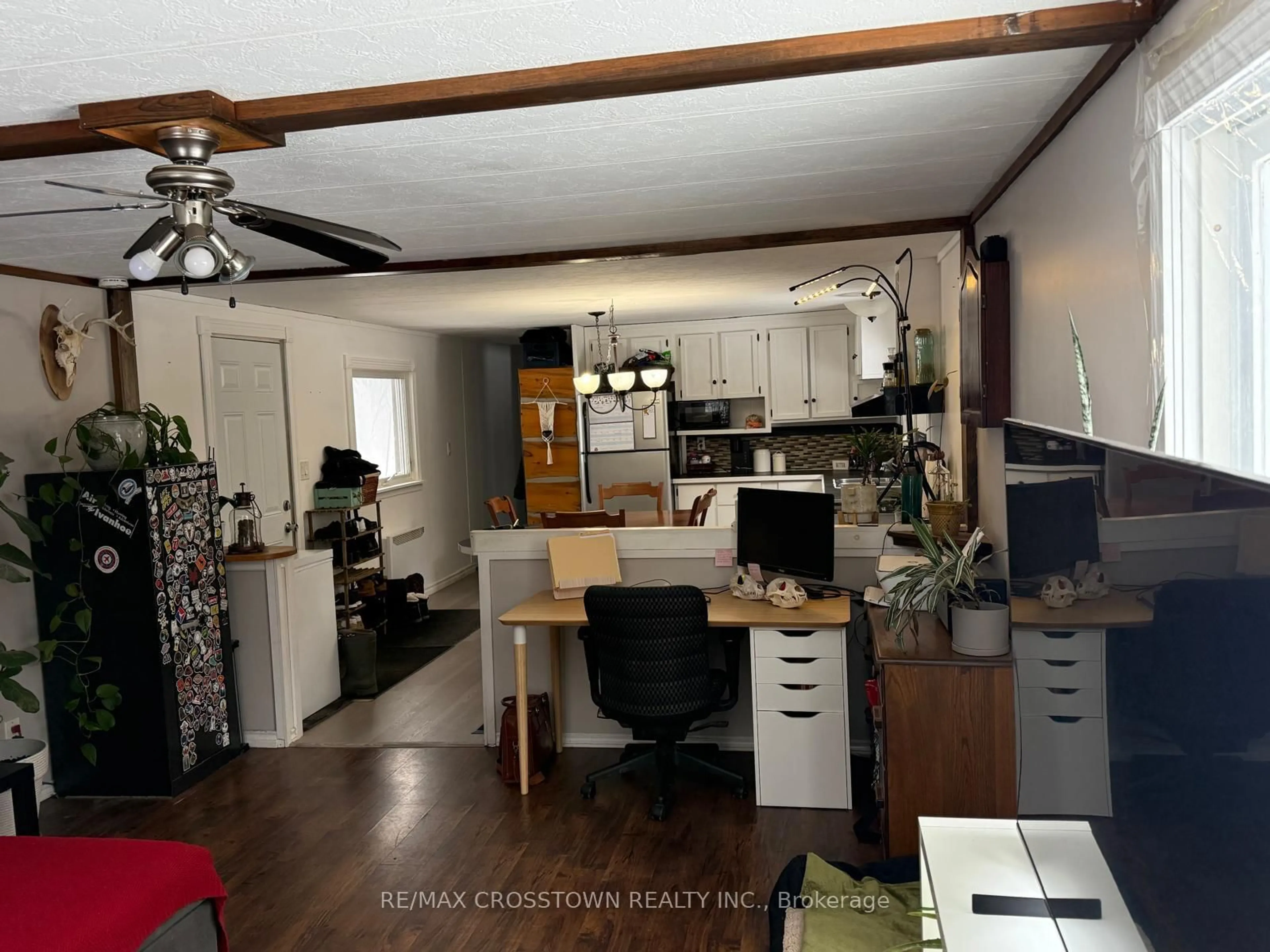 Open concept kitchen, wood/laminate floor for 530 South Horn Lake Rd, Armour Ontario P0A 1C0