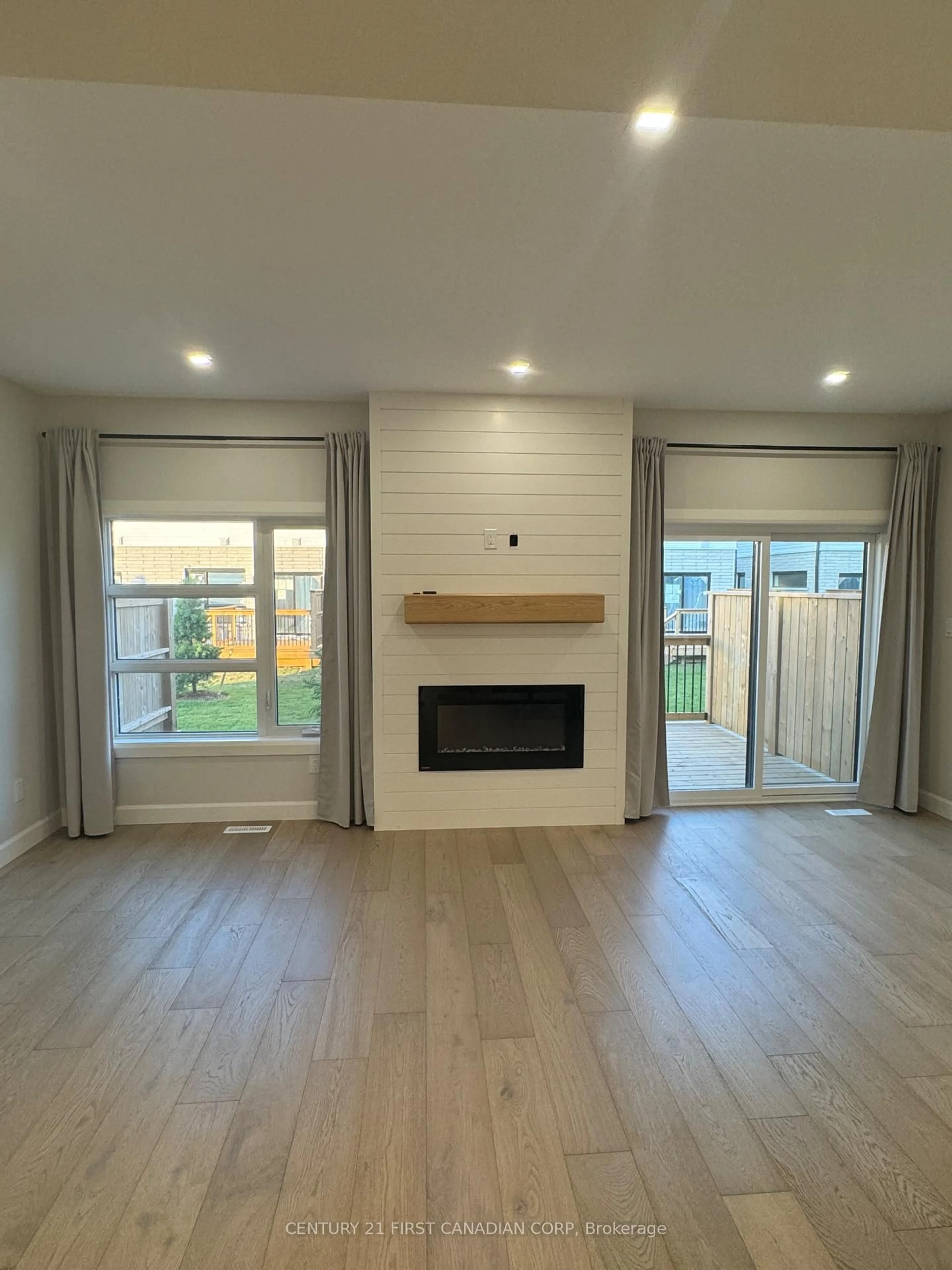 A pic of a room for 2358 Fair Oaks Blvd, London North Ontario N6G 0X4