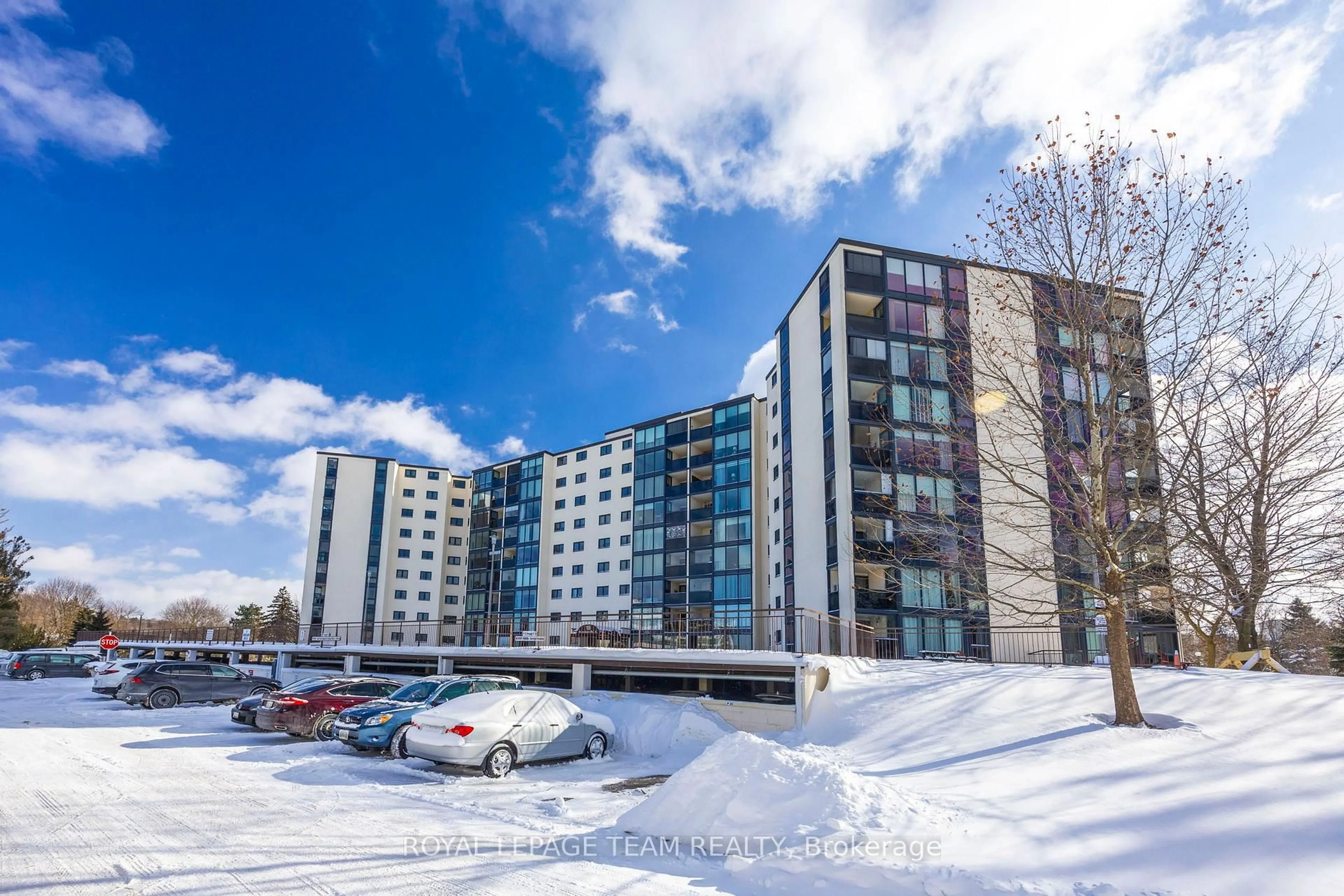 Unknown for 19 Woodlawn Rd #109, Guelph Ontario N1H 7B1