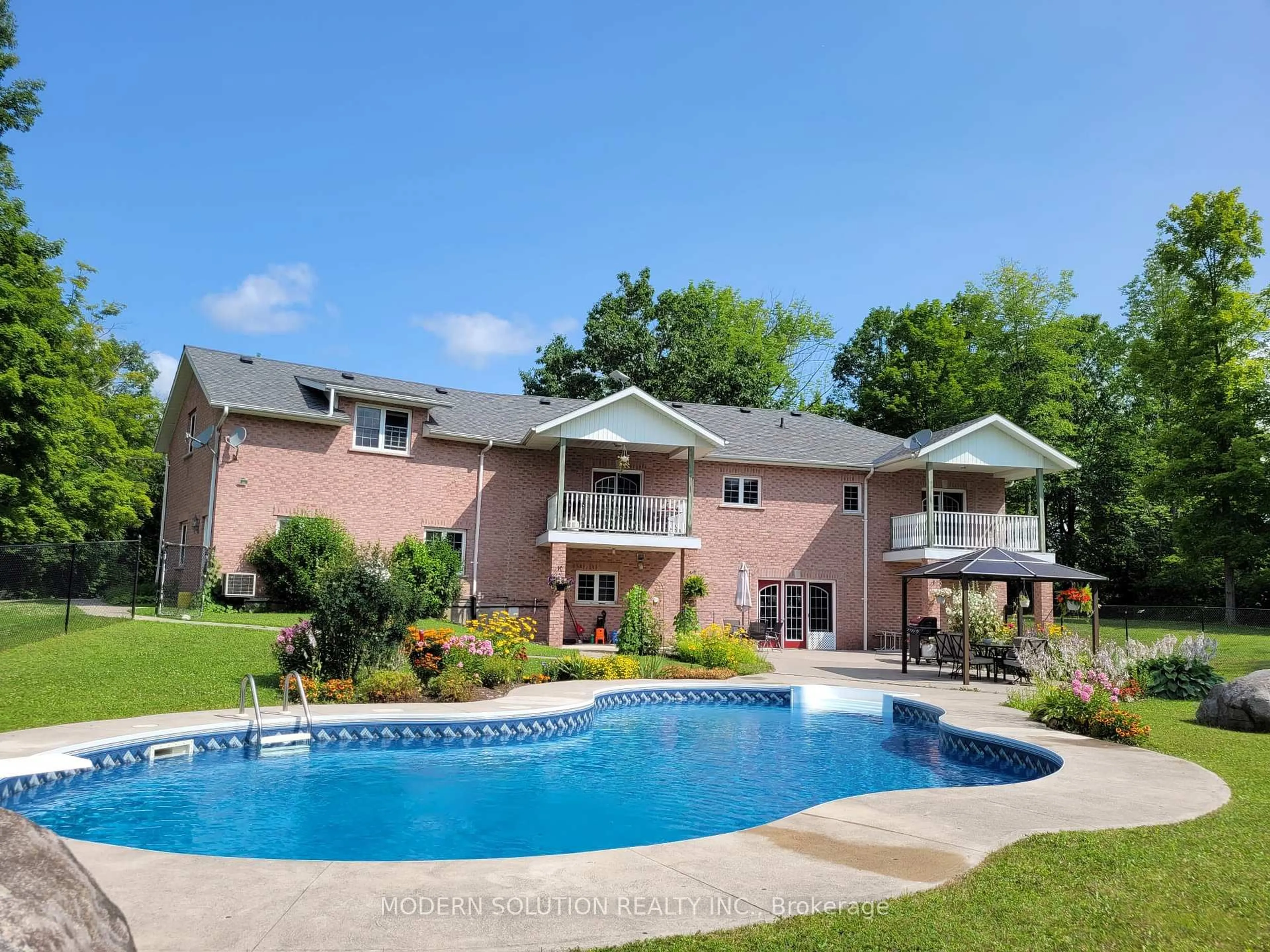 Pool for 510 QUIN-MO-LAC Rd, Madoc Ontario K0K 2K0