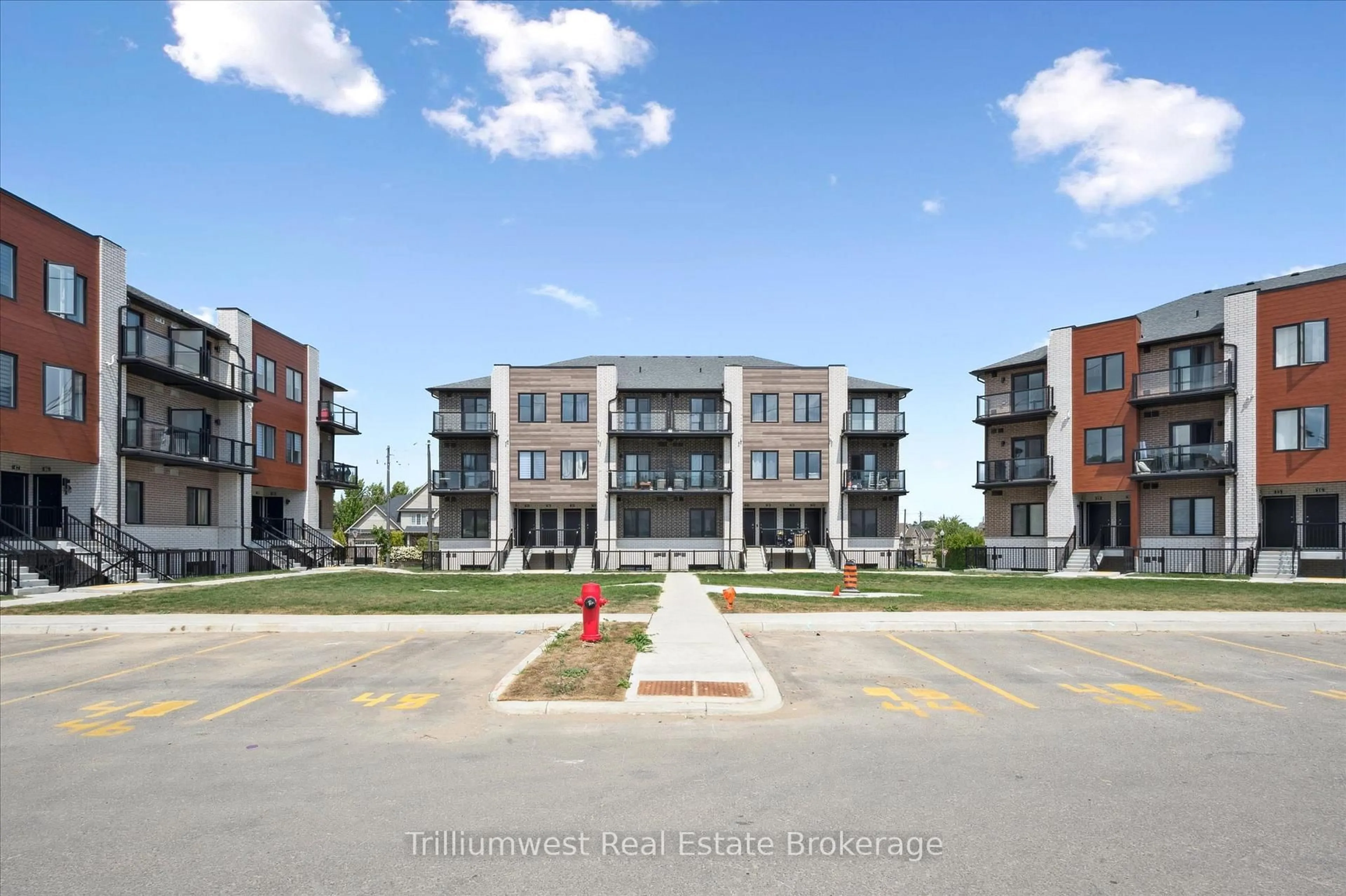 Unknown for 10 South Creek Dr #34, Kitchener Ontario N2R 1N3