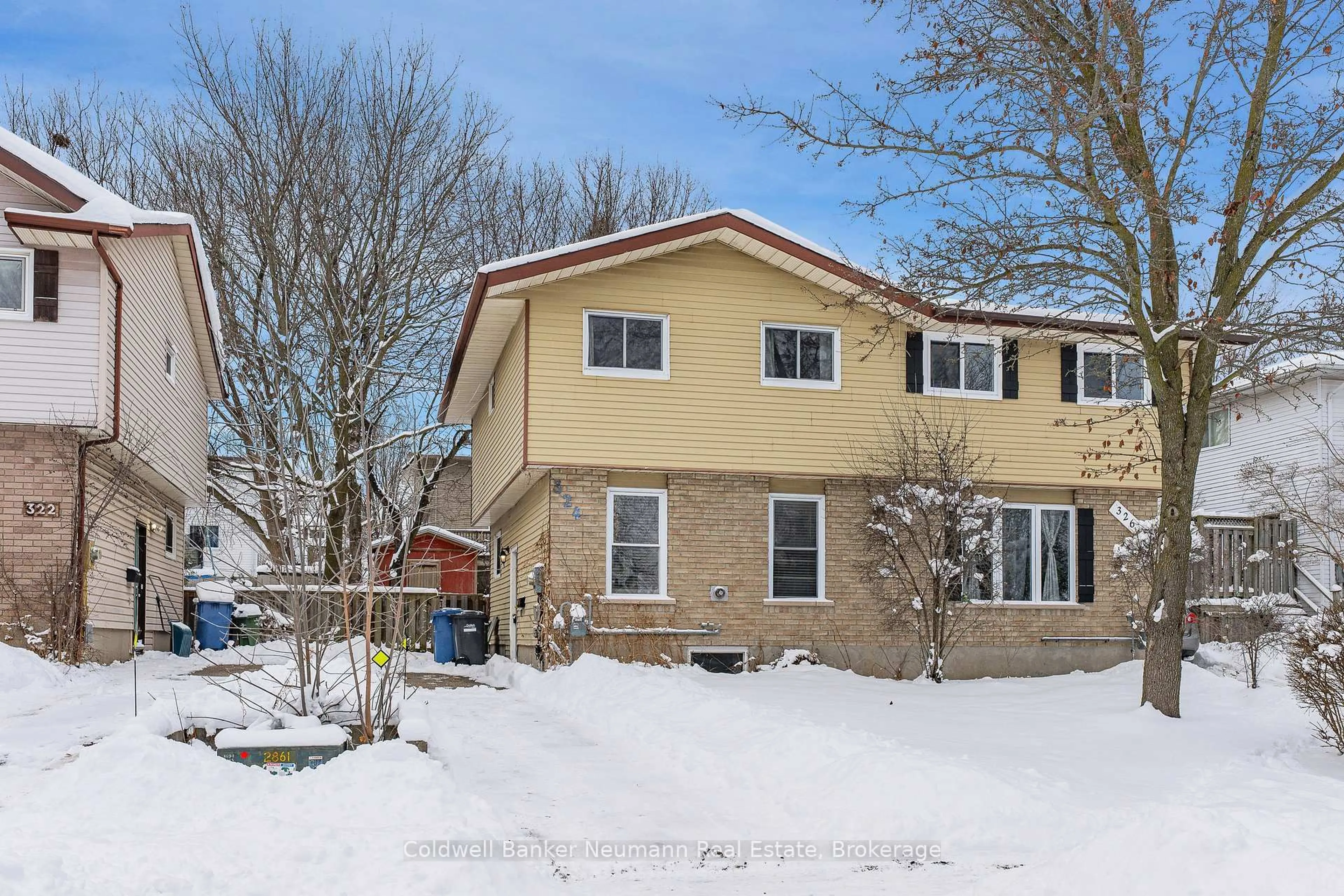 A pic from outside/outdoor area/front of a property/back of a property/a pic from drone, street for 324 Cole Rd, Guelph Ontario N1G 3J2