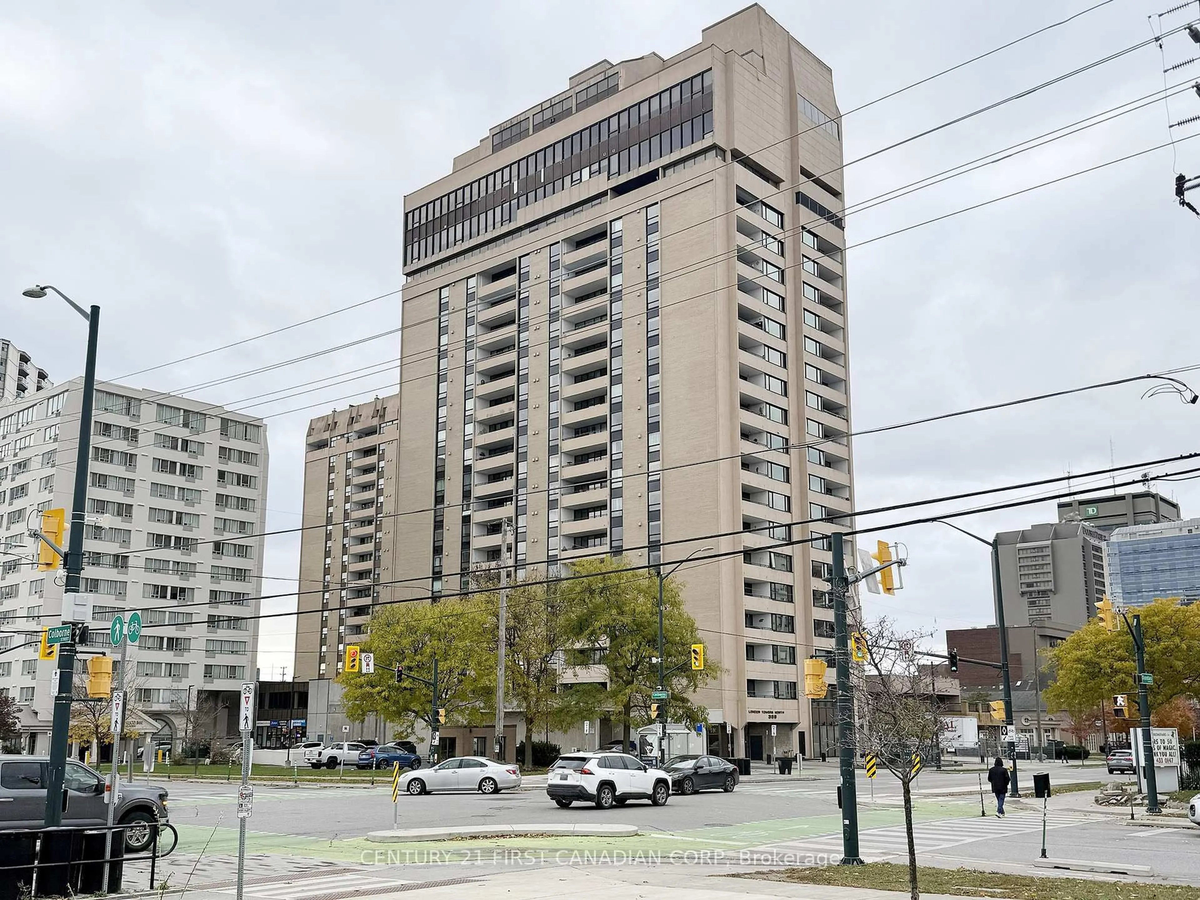 Unknown for 389 Dundas St #2405, London East Ontario N6B 3L5