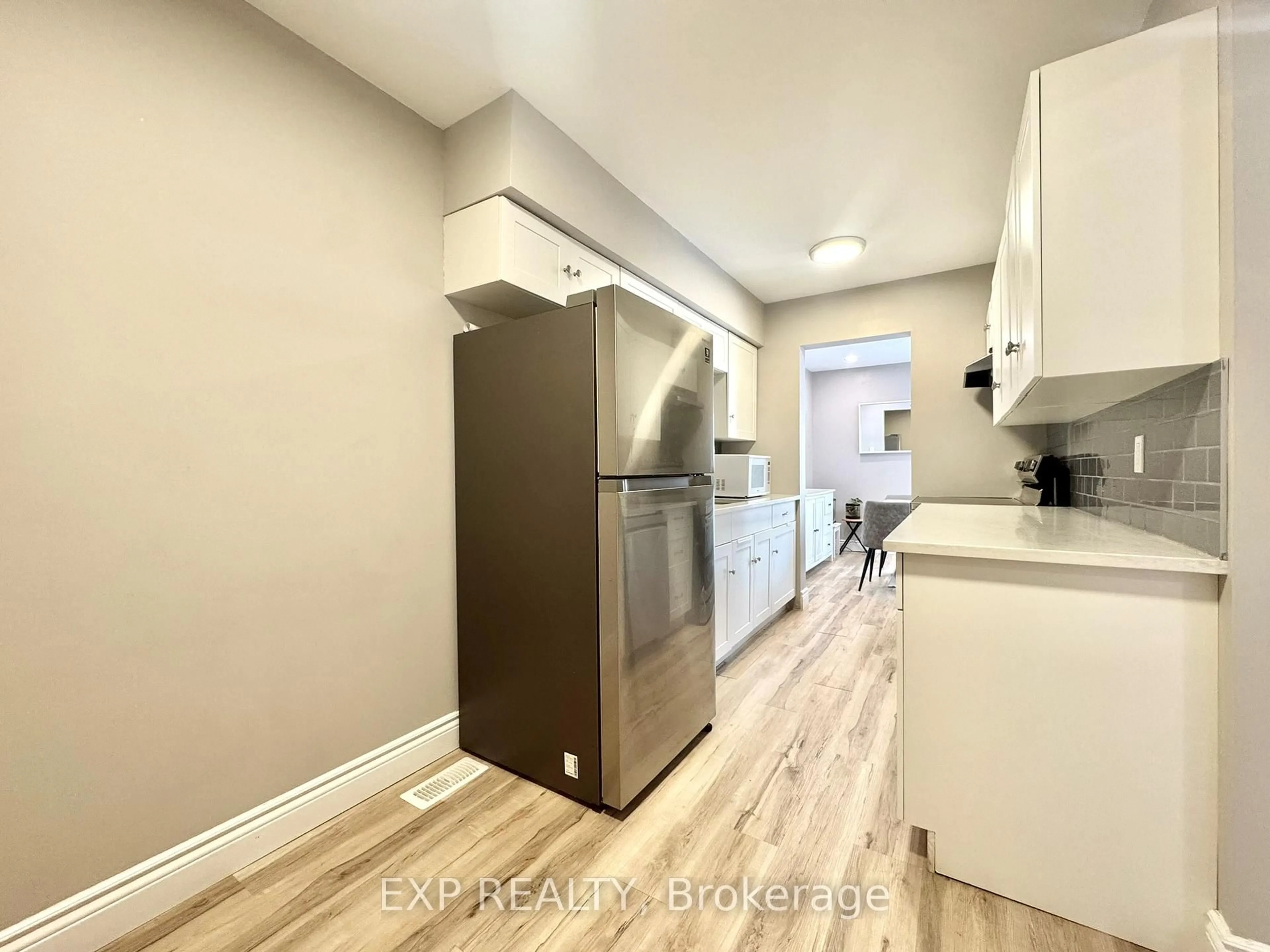 Unknown for 1584 Hoskins Cres, Orleans Ontario K4A 2J1