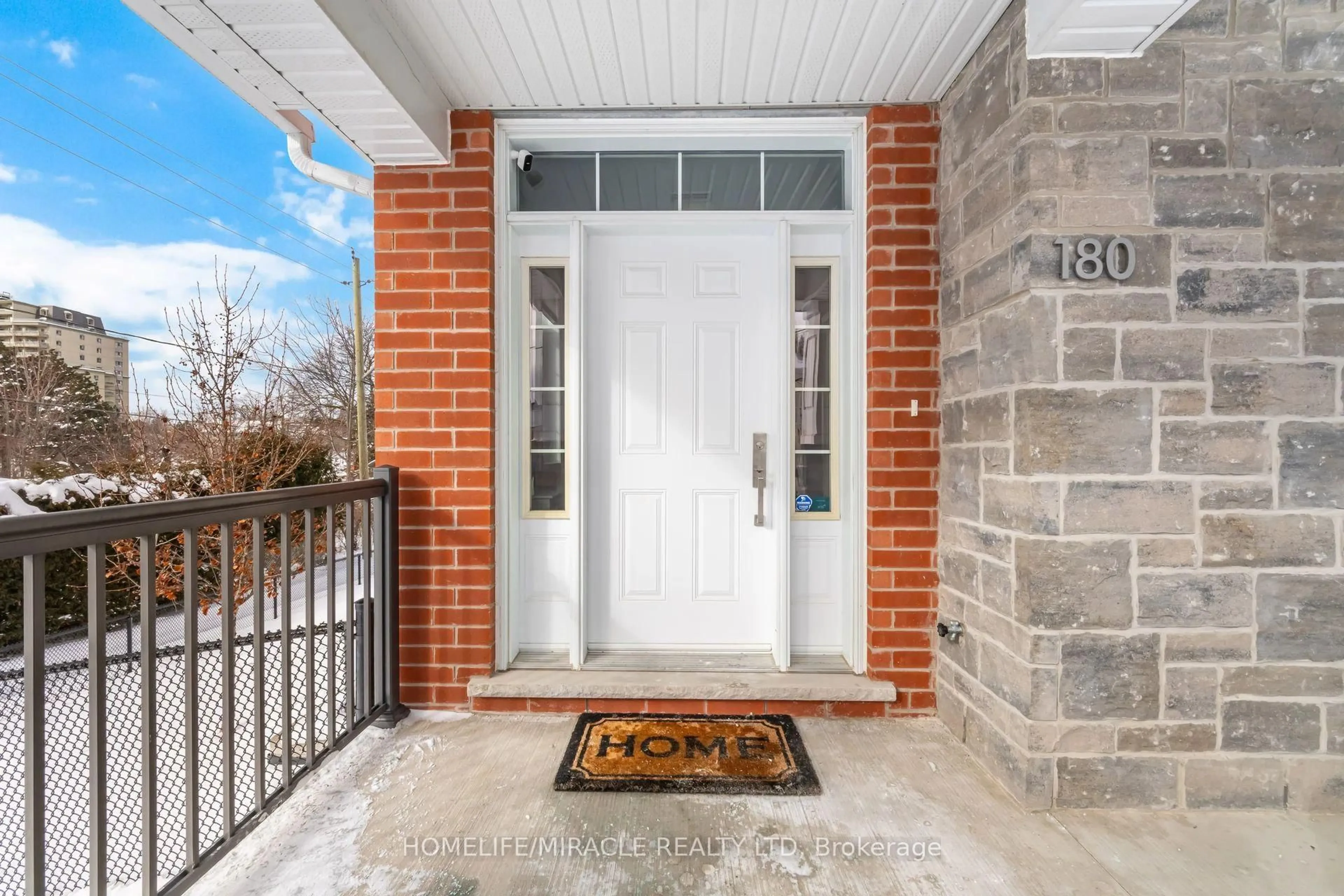 Indoor entryway for 180 Benton St, Kitchener Ontario N2G 3H8