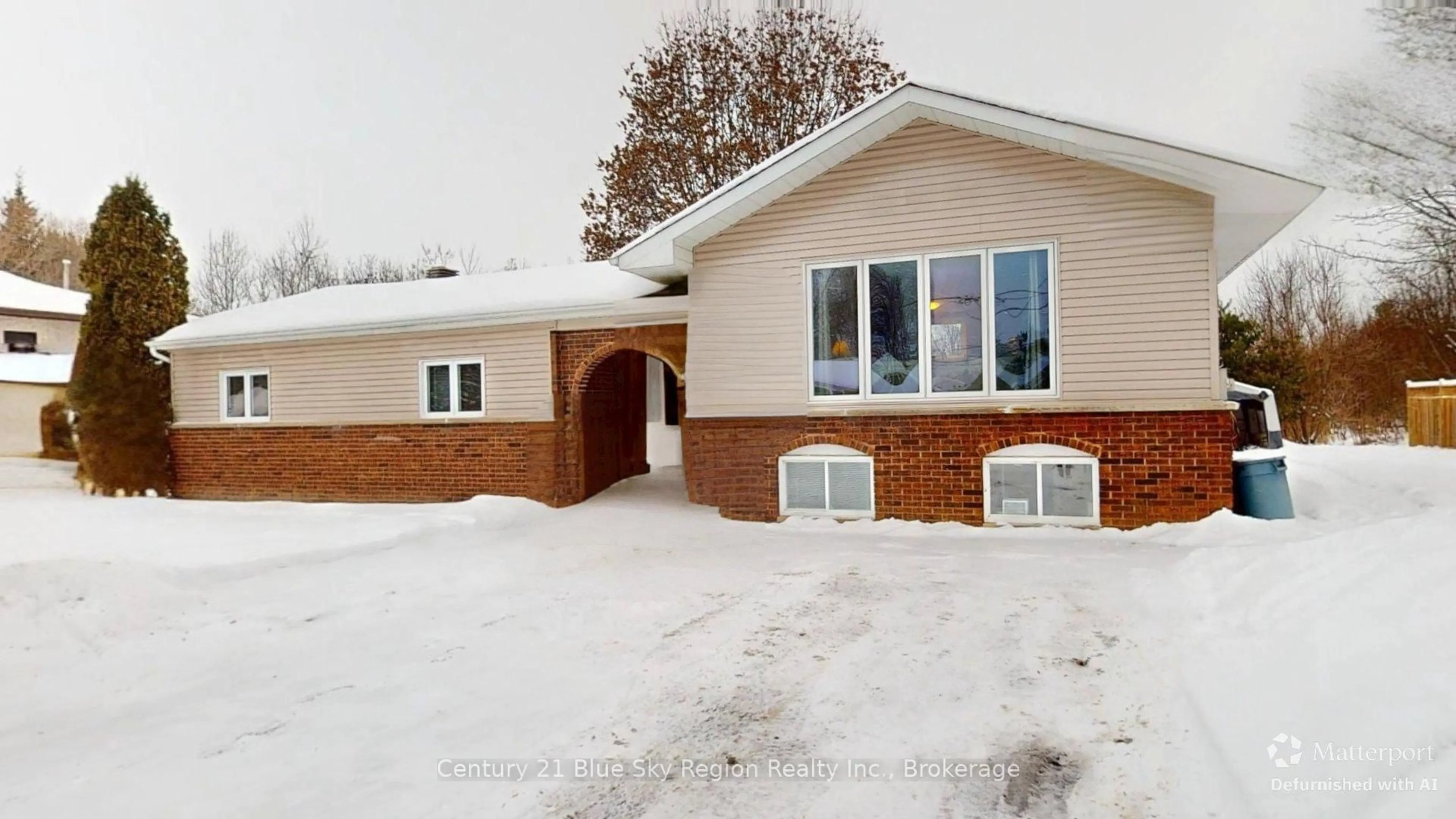 Unknown for 36 Nichols St, Callander Ontario P0H 1H0