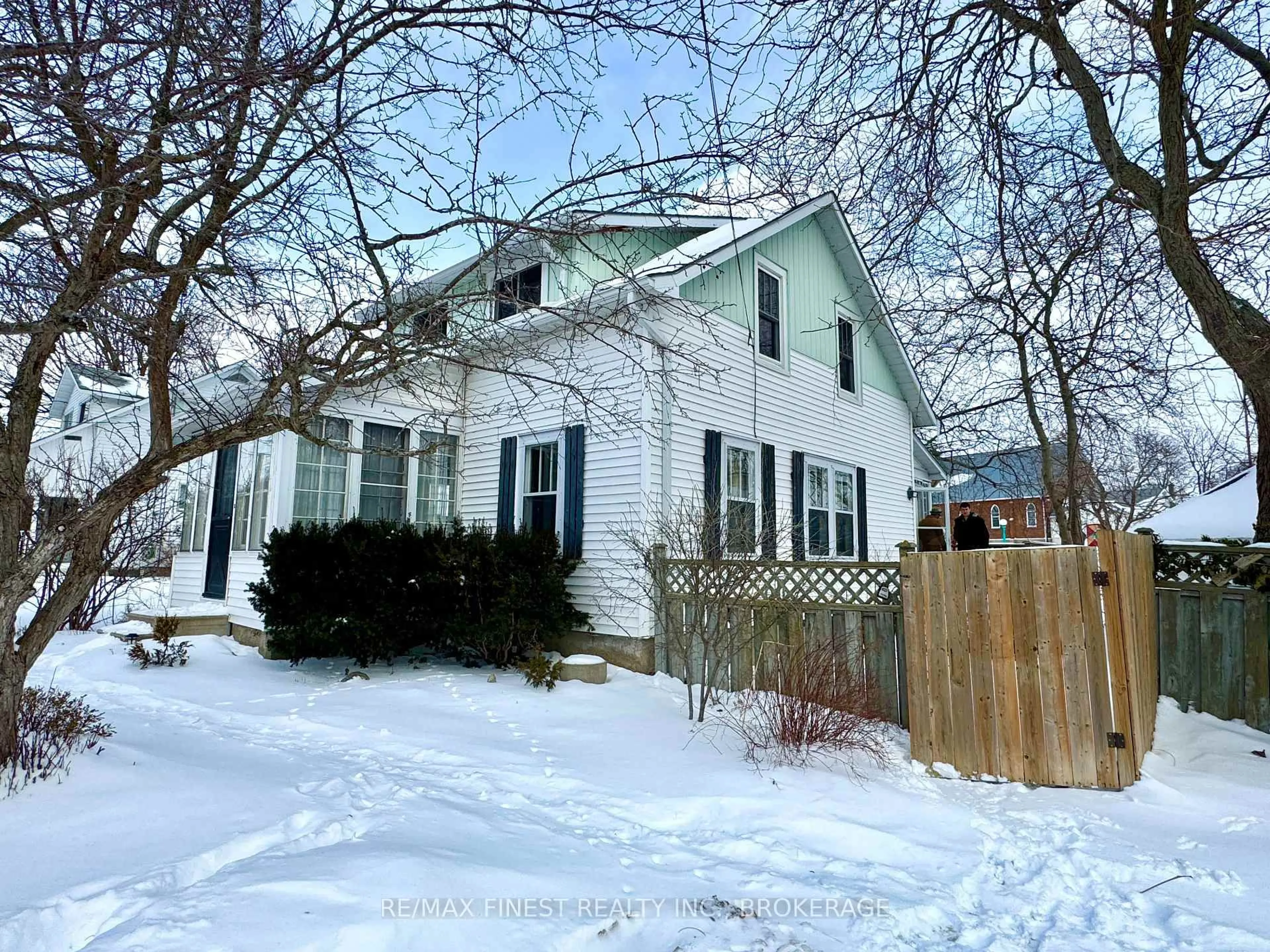 A pic from outside/outdoor area/front of a property/back of a property/a pic from drone, street for 23 East St, Prince Edward County Ontario K0K 1L0