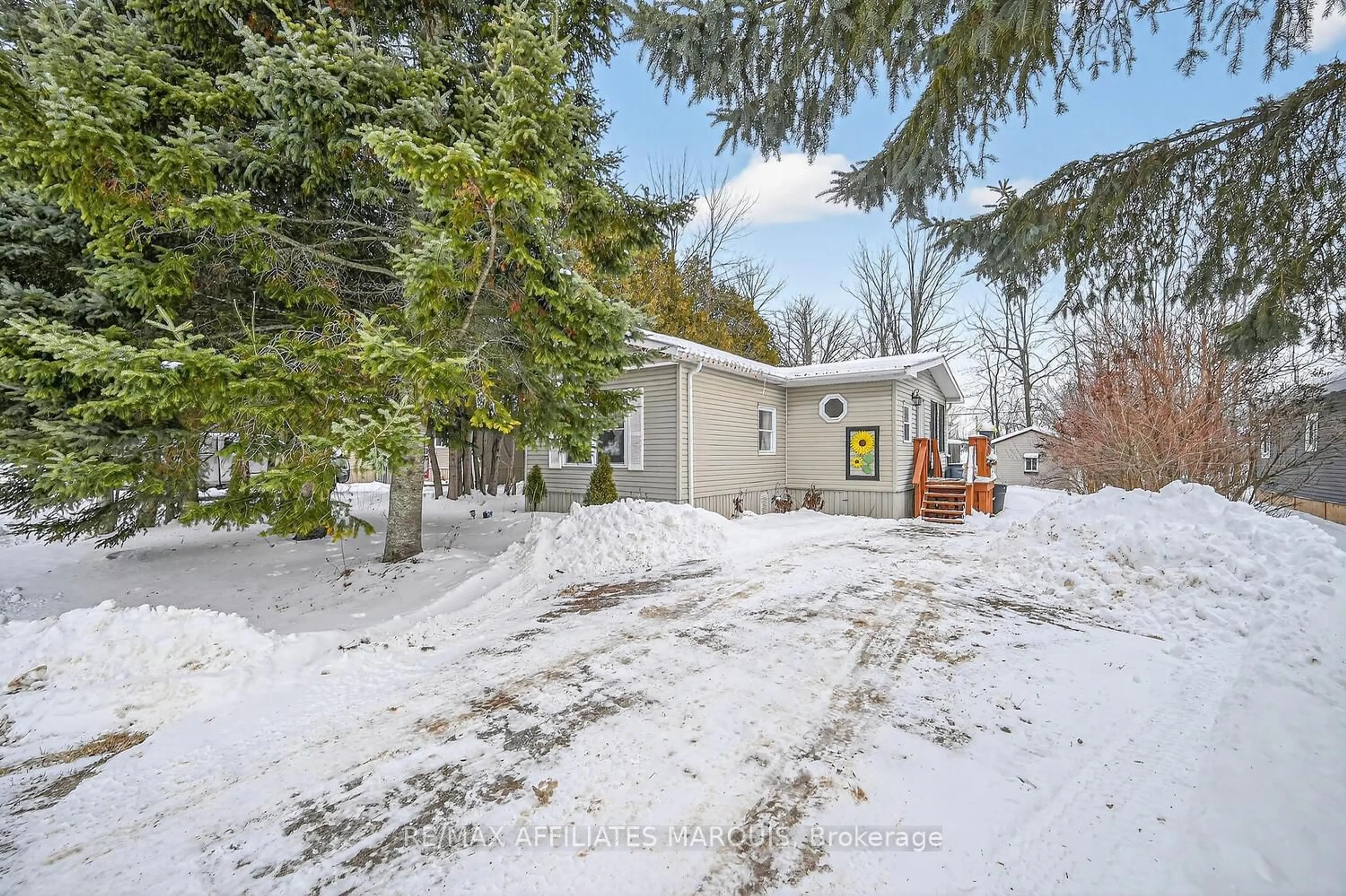 Unknown for 26 Salmon Side Rd #213, Rideau Lakes Ontario K7A 4S5