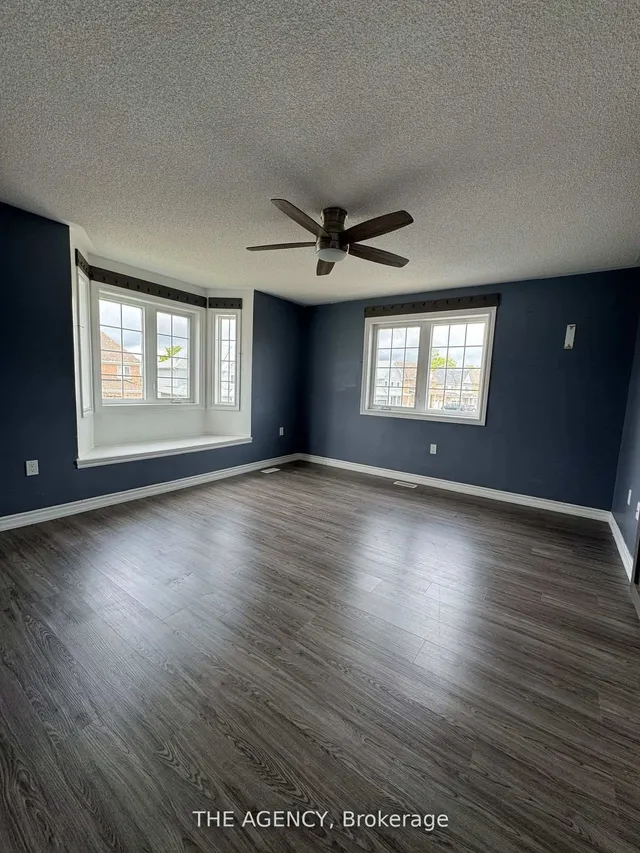 22 TODD Cres, Southgate 4