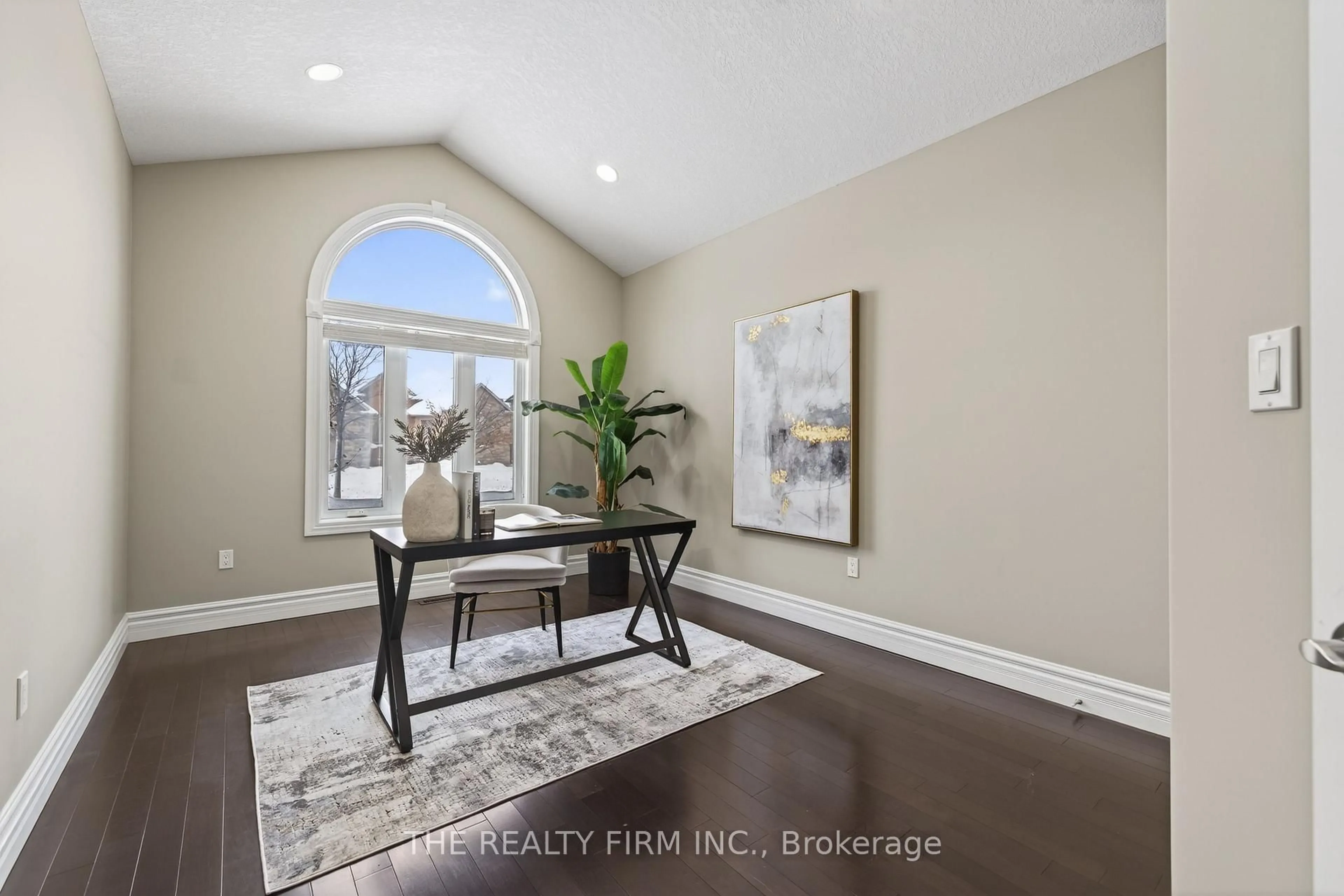 Indoor entryway for 3433 Settlement Tr, London South Ontario N6P 0C3