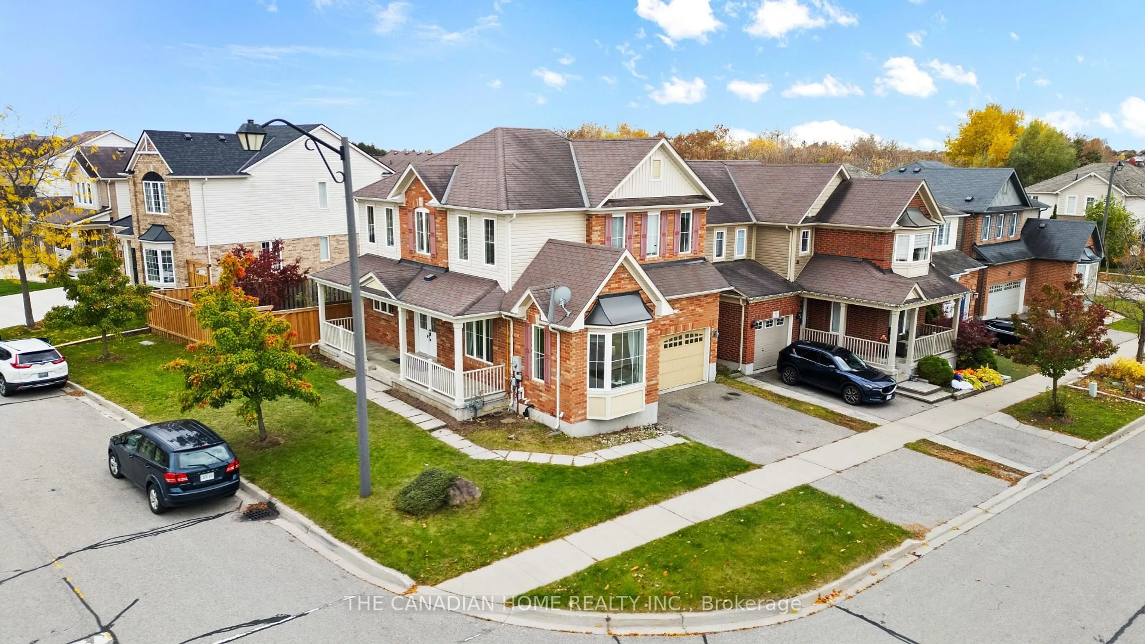 A pic from outside/outdoor area/front of a property/back of a property/a pic from drone, street for 107 Callaway Dr Dr, Cambridge Ontario N3C 0B2