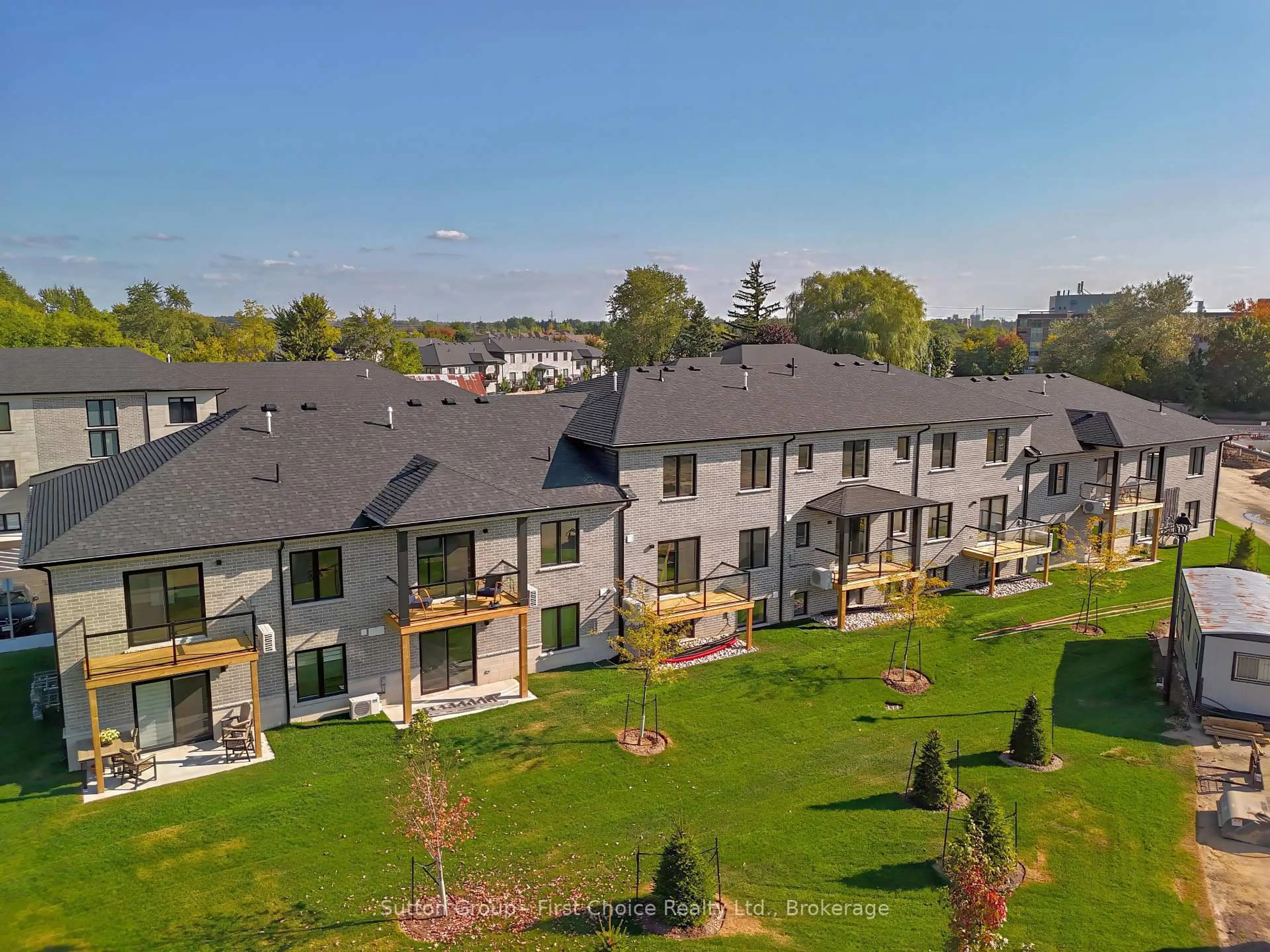 A pic from outside/outdoor area/front of a property/back of a property/a pic from drone, unknown for 3202 VIVIAN Line #Unit 13, Stratford Ontario N5A 0K6