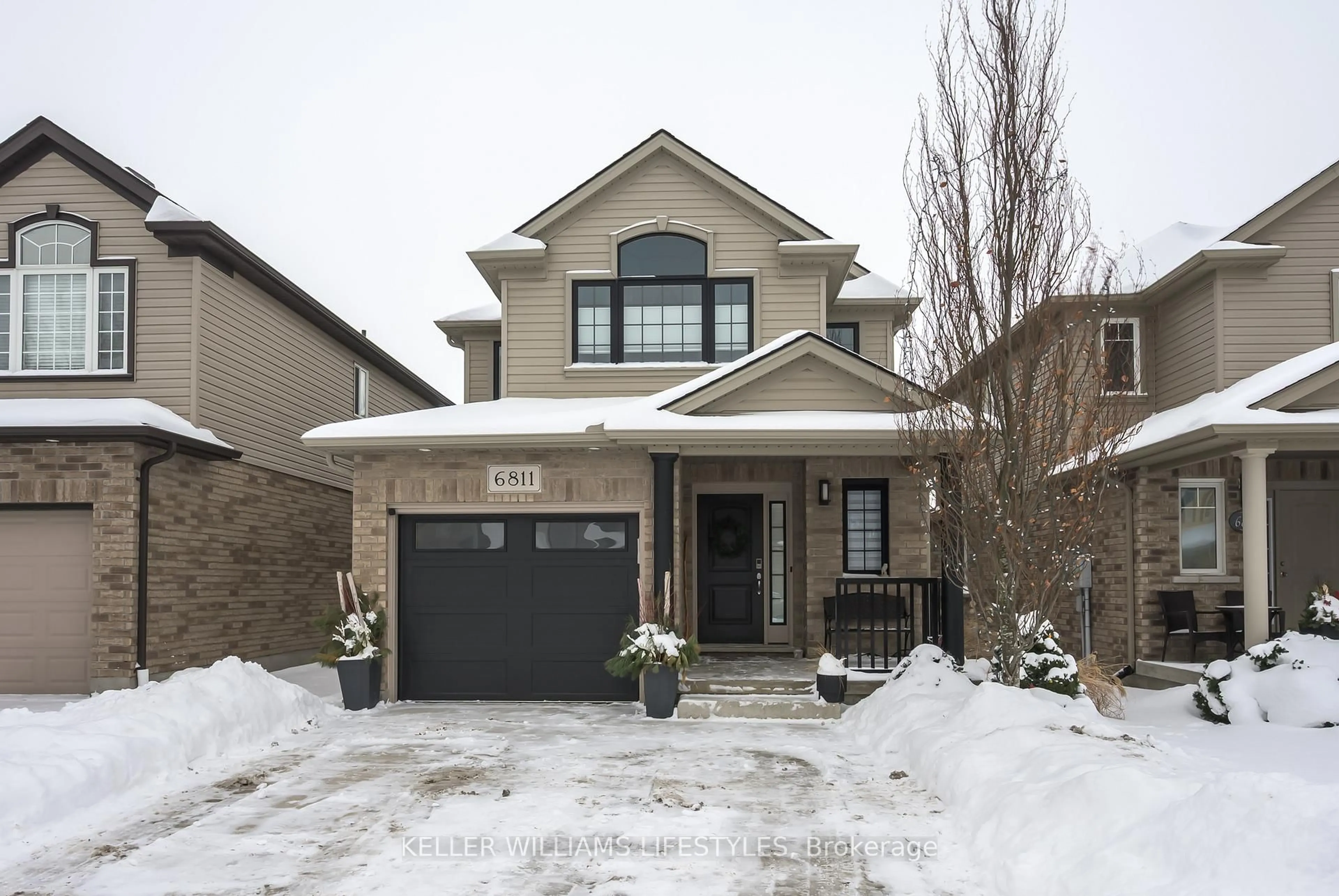Home with brick exterior material, street for 6811 Vallas Circ, London South Ontario N6P 0B5