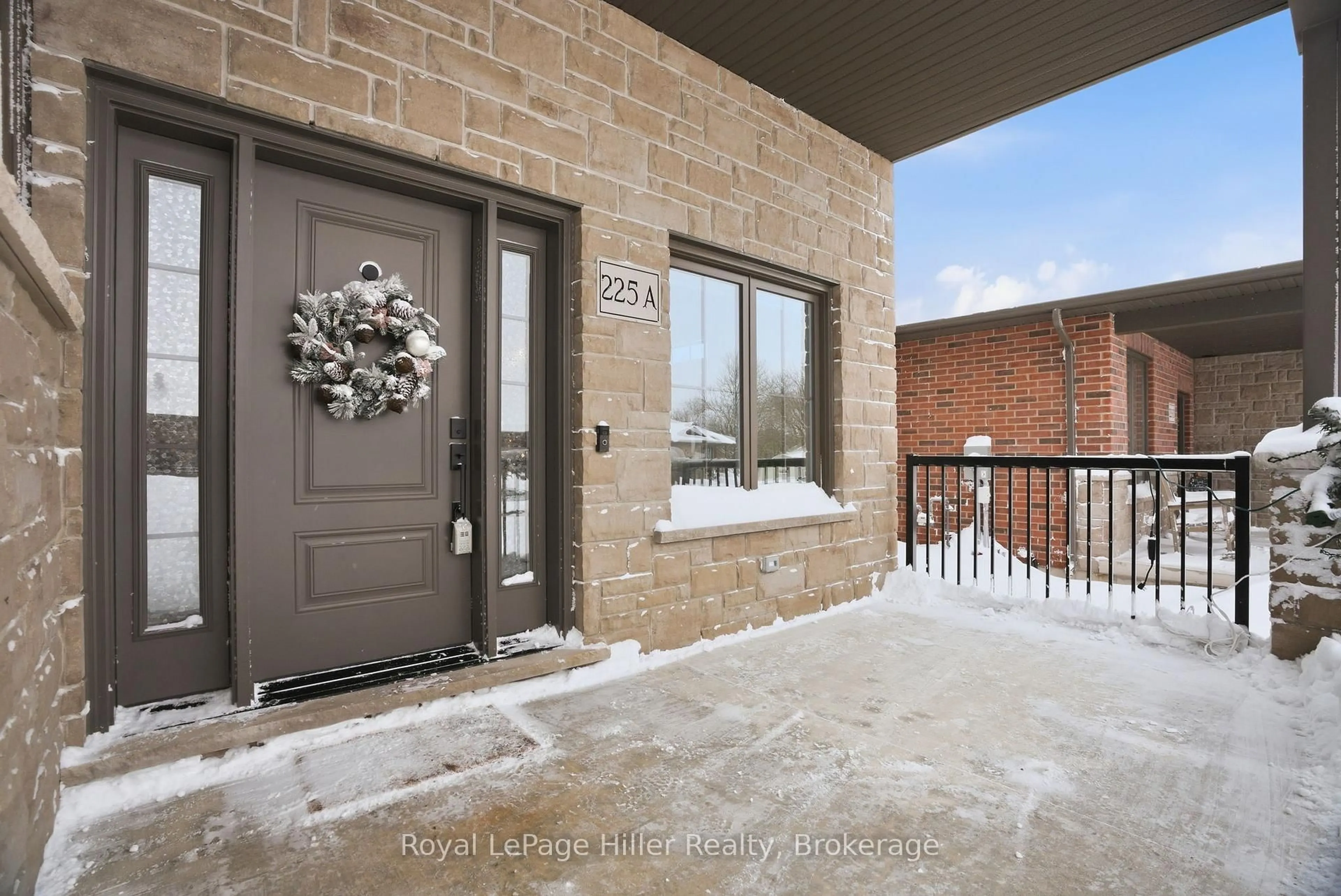 Indoor entryway for 225A Thames Ave, West Perth Ontario N0K 1N0