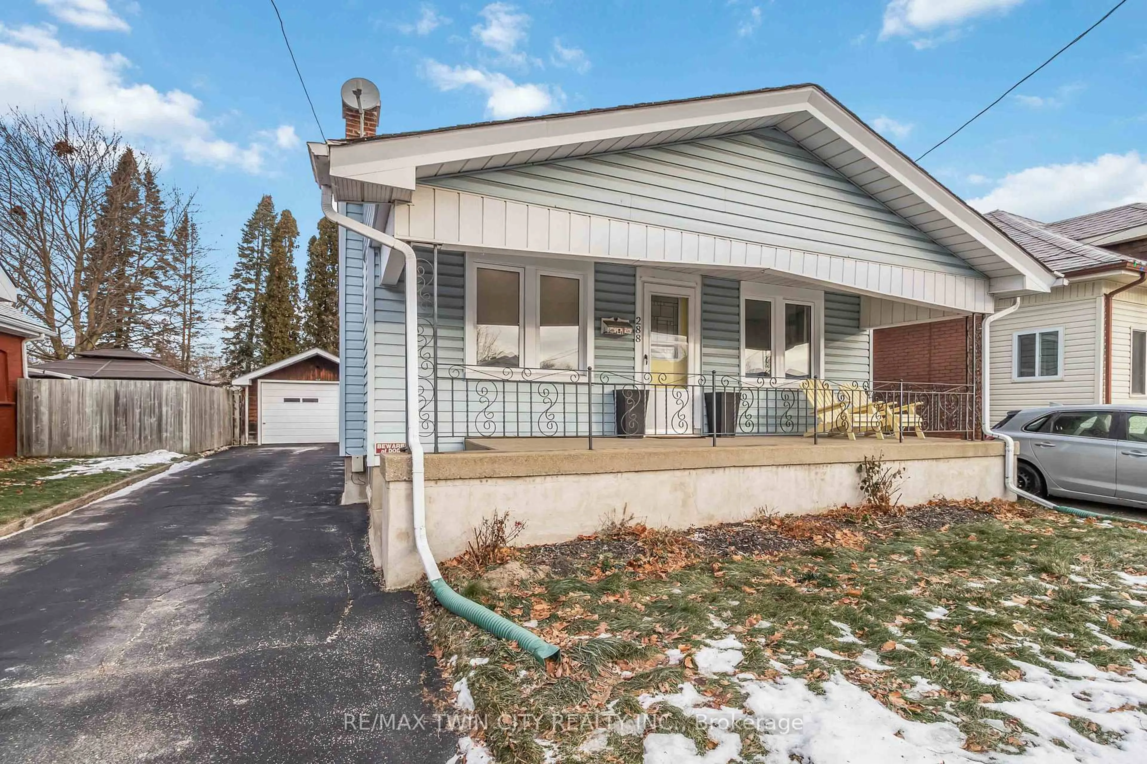 Home with vinyl exterior material, street for 288 Marlborough St, Brantford Ontario N3S 4T5