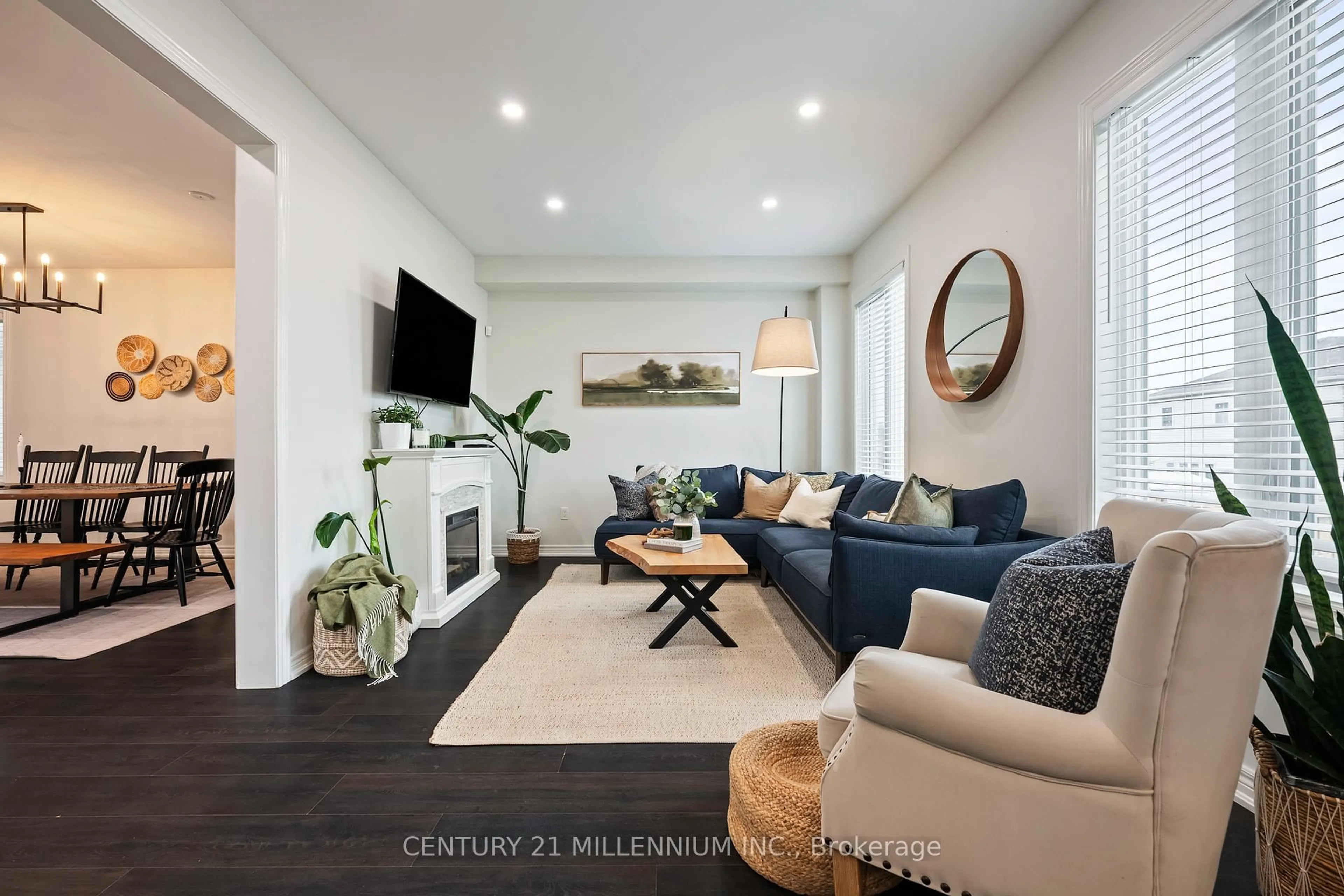 Living room with furniture, unknown for 521 Brett St, Shelburne Ontario L9V 3V5