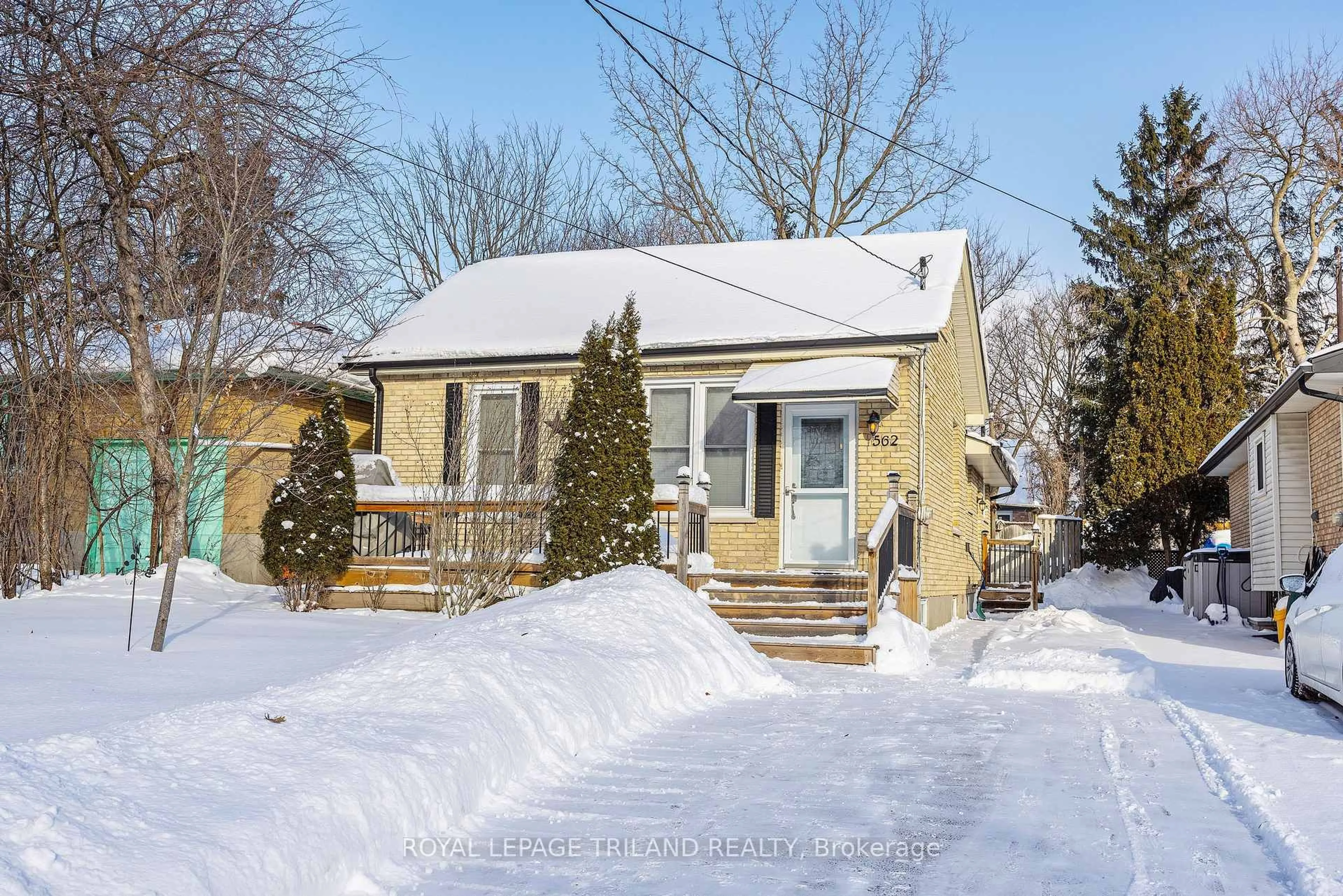 Unknown for 562 Chester St, London South Ontario N6C 2J9