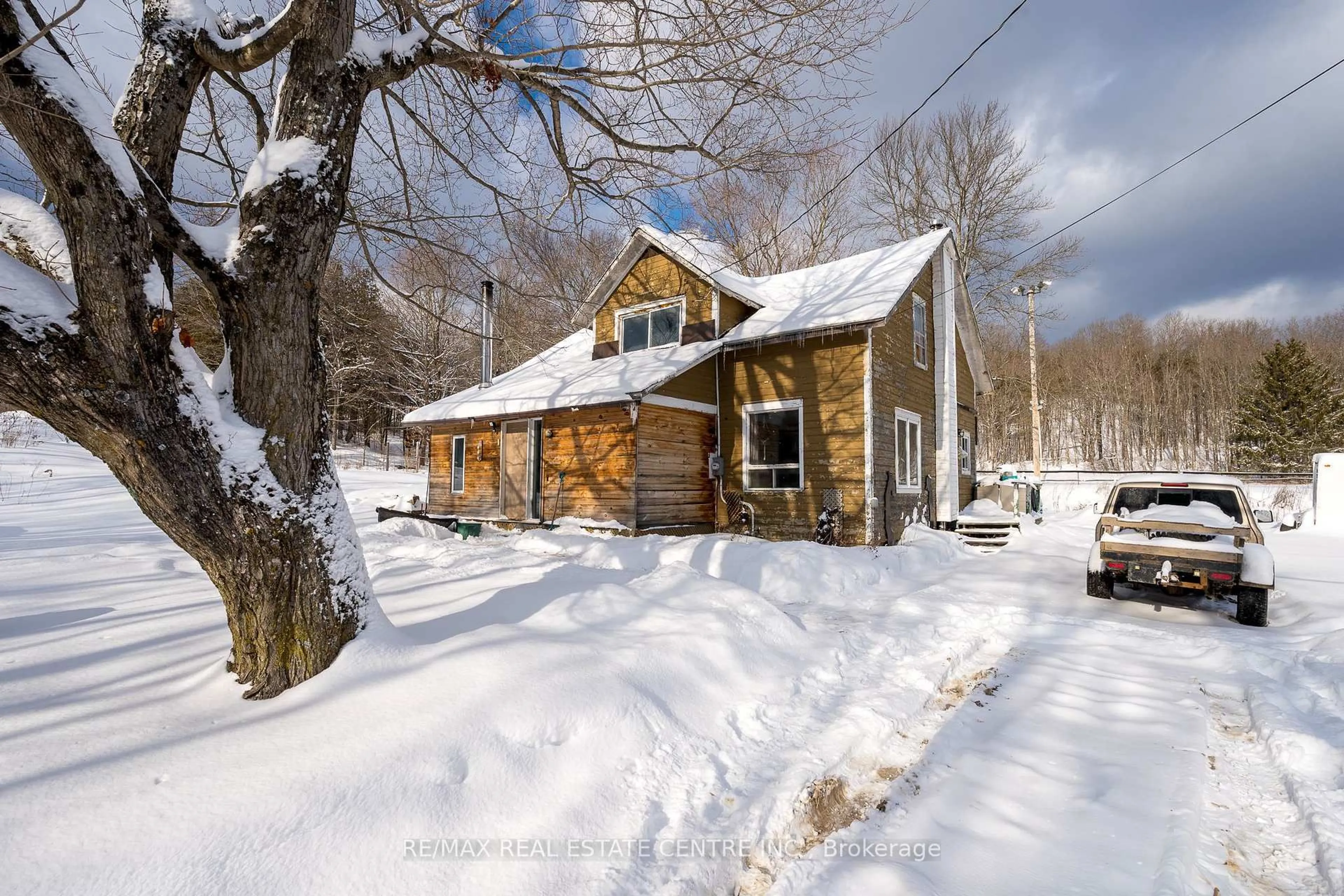 Unknown for 1096 Elm Tree Rd, Arden Ontario K0H 1B0