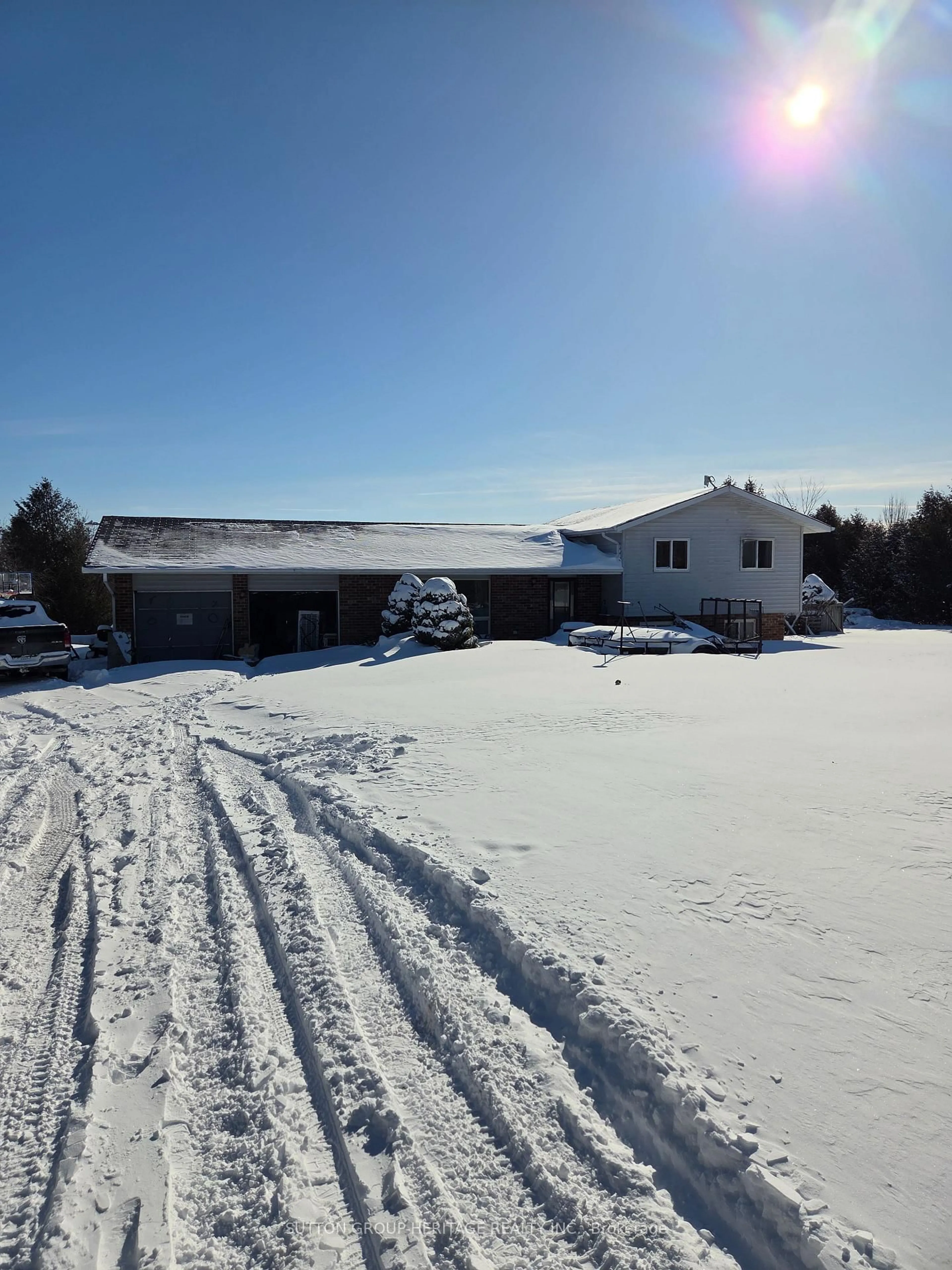 A pic from outside/outdoor area/front of a property/back of a property/a pic from drone, building for 630 Lorneville Rd, Kawartha Lakes Ontario K0M 2T0